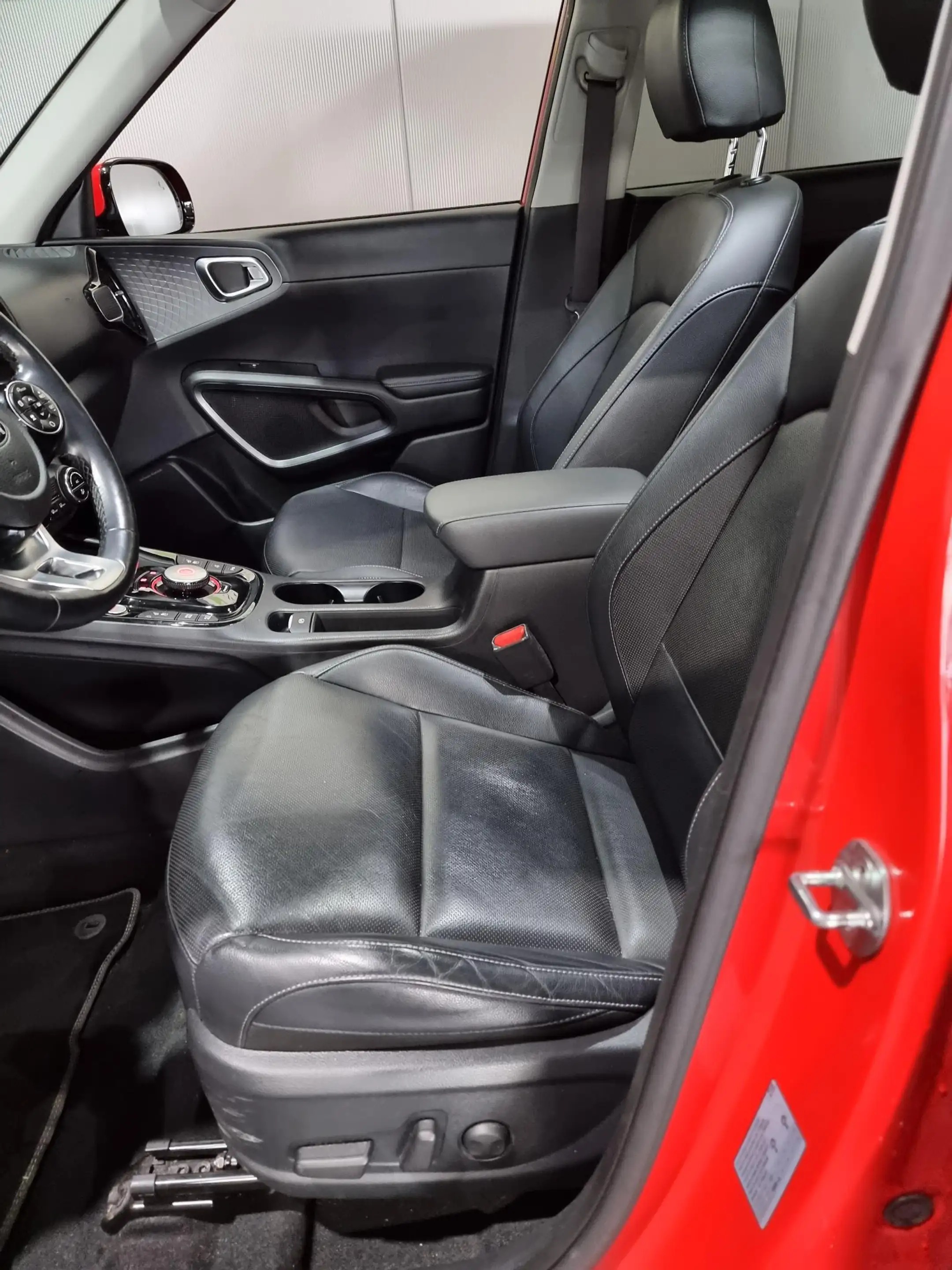 Kia Soul e-Soul EXPORT 64KWH — photo 15