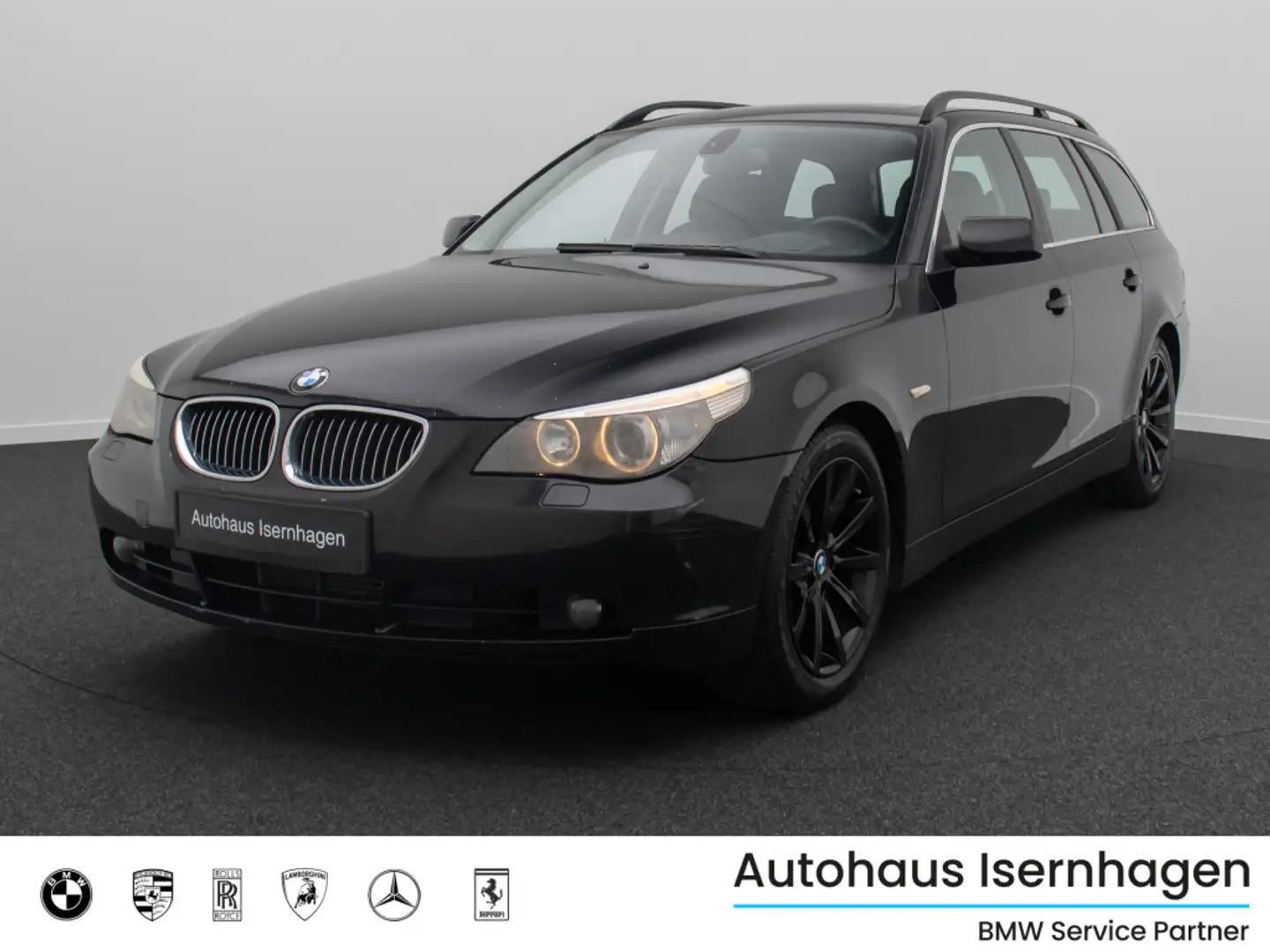 BMW 530 Touring Navi Leder HUD Pano AHK Voll - 1