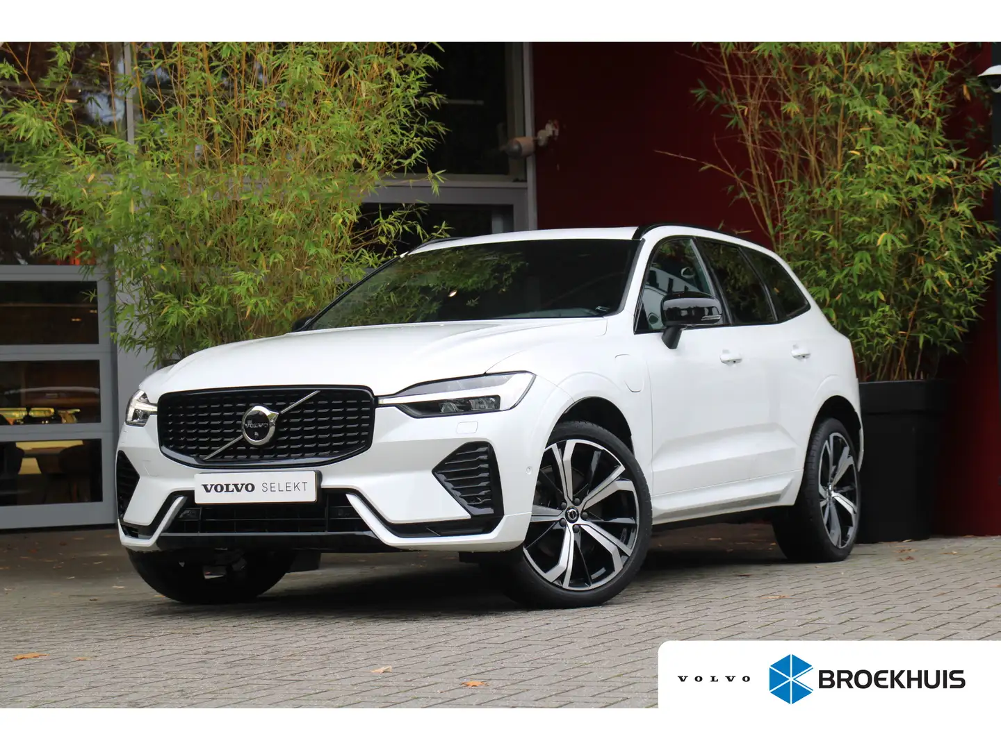 Volvo XC60 2.0 Recharge T6 AWD R-Design | Panoramadak | 360 C Blanc - 1