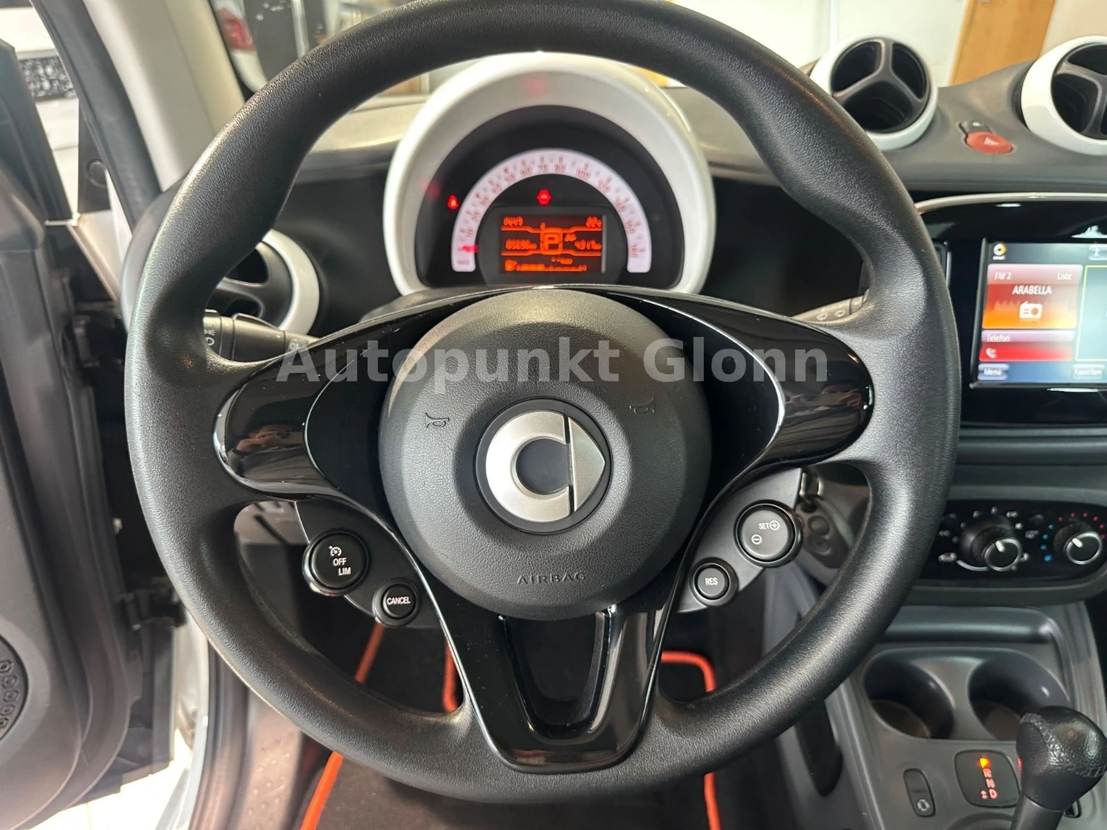 smart forTwo fortwo coupe Basis 52 kW|Navi|SHZ|Klima| — photo 14
