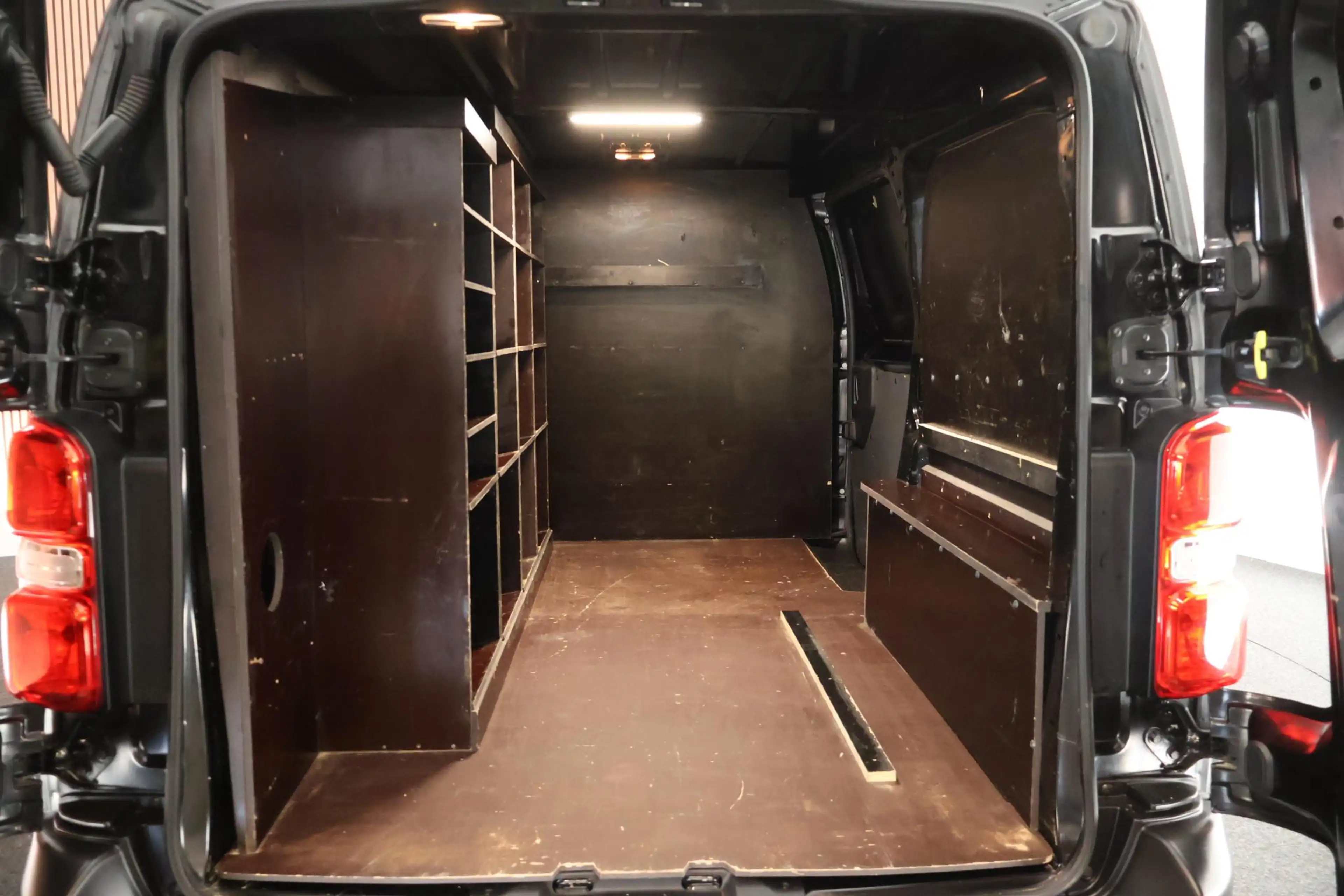 Opel Vivaro 2.0 CDTI 122pk H6 L2H1 Edition Trekhaak Camera Blu — photo 6