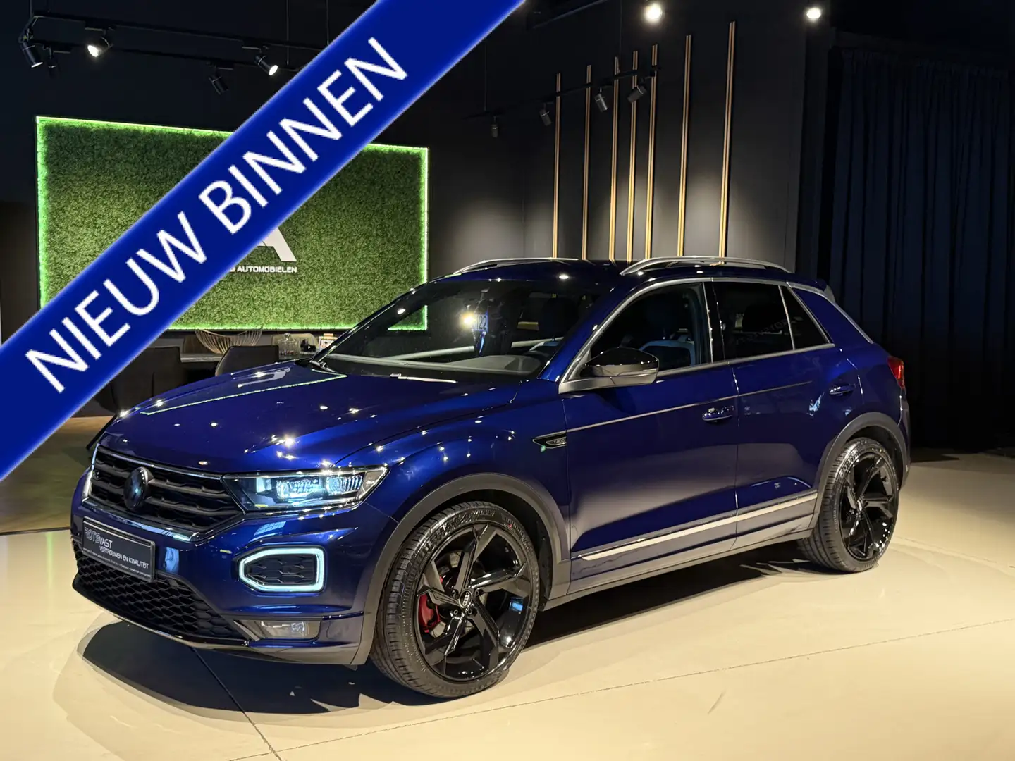 Volkswagen T-Roc 1.5 TSI Sport R ACC|Camera|Carplay|Matrix-LED Blau Blauw - 1