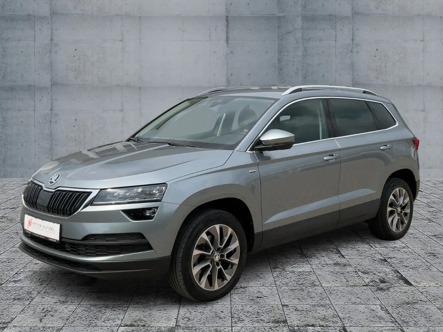 Skoda Karoq 1.5 TSI DSG CLEVER LED+NAVI+ACC+2xSHZ+RFK Grijs - 2