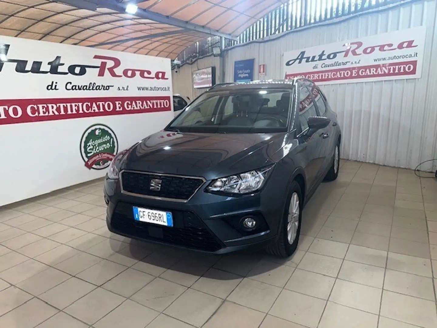 SEAT Arona Arona 1.0 TGI Style Grigio - 1