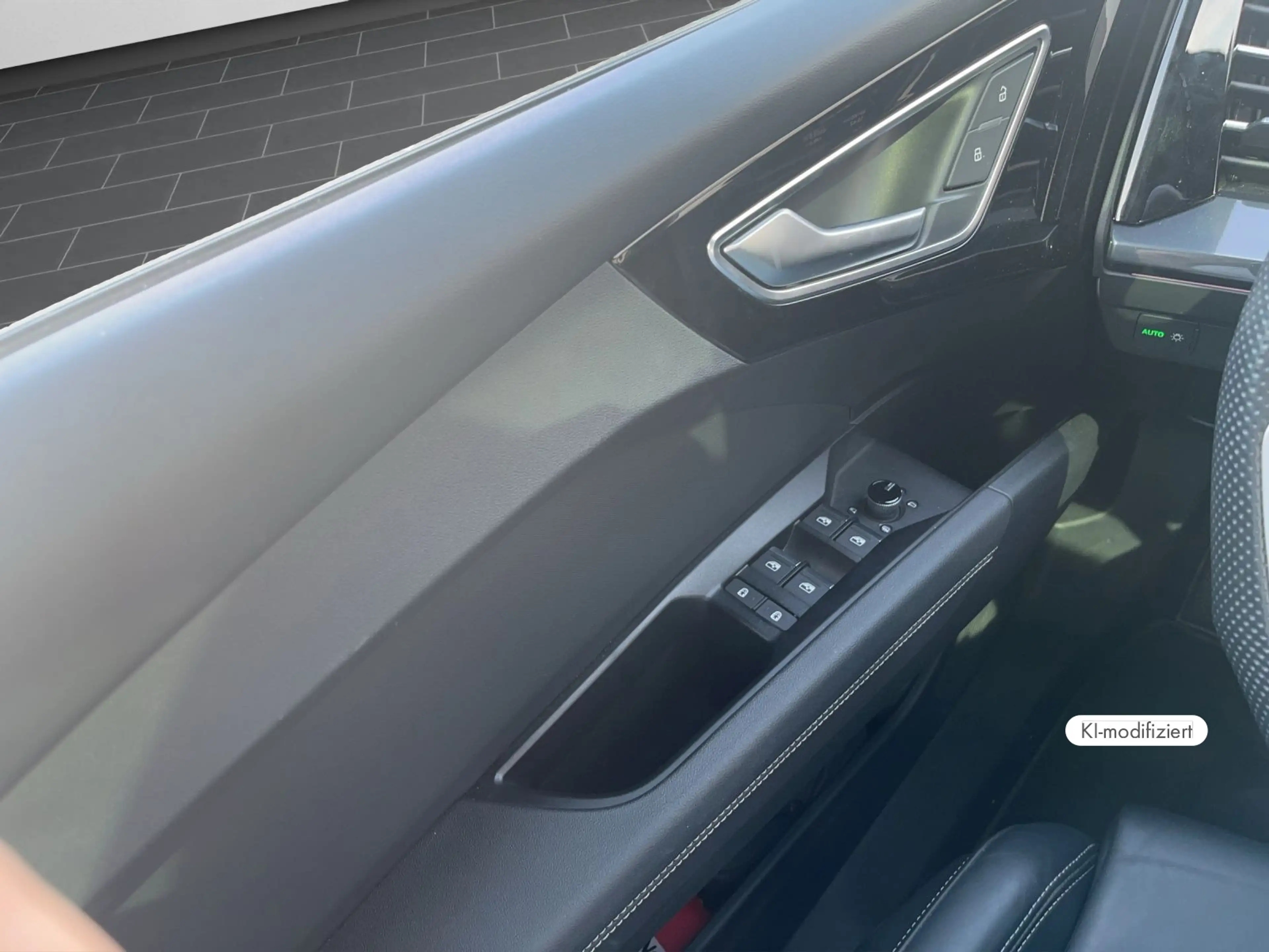 Audi Q4 e-tron 40 LEDER*PANO*OPTIK-SCHWARZ* — photo 13