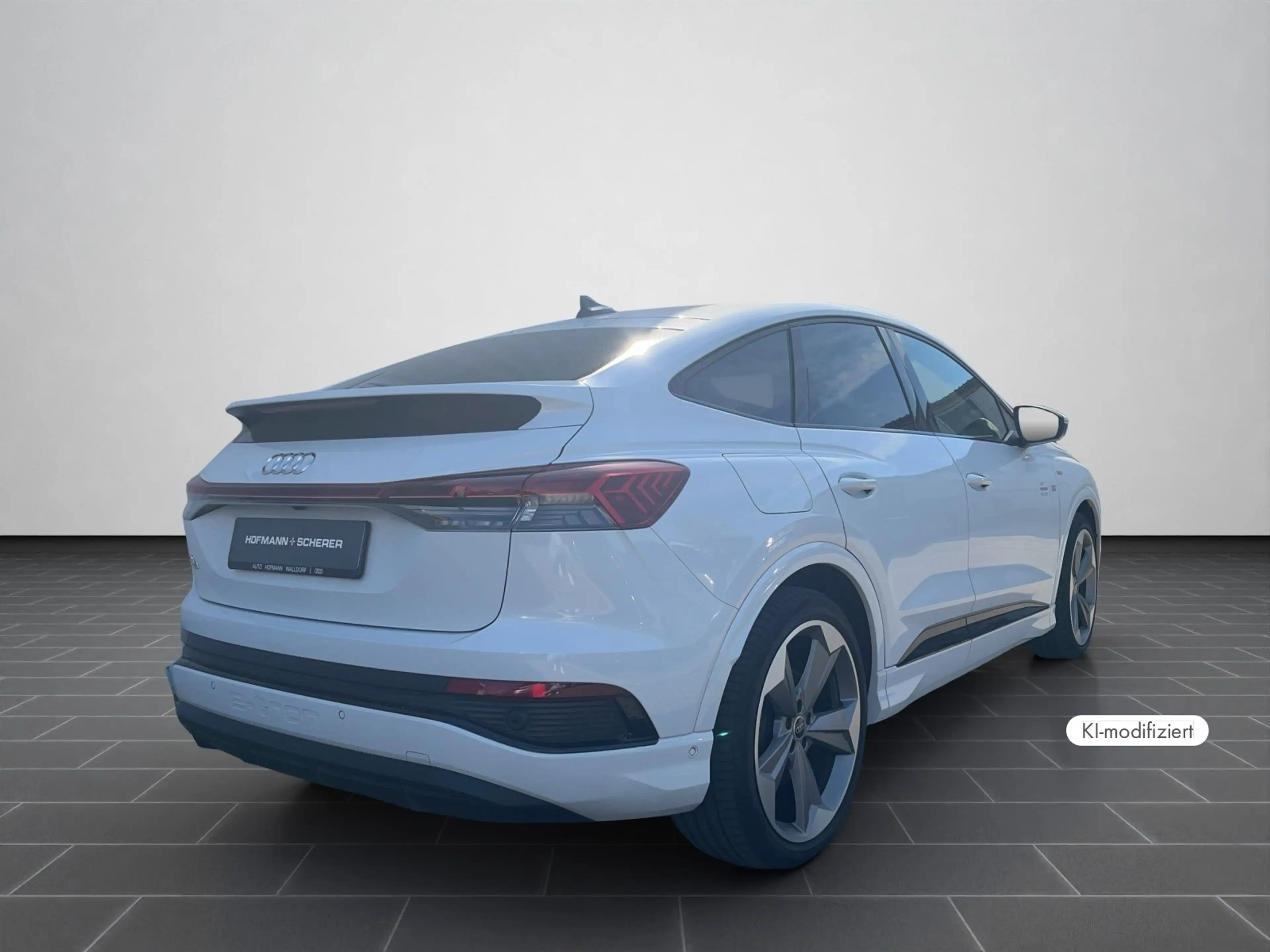 Audi Q4 e-tron 40 LEDER*PANO*OPTIK-SCHWARZ* — photo 2