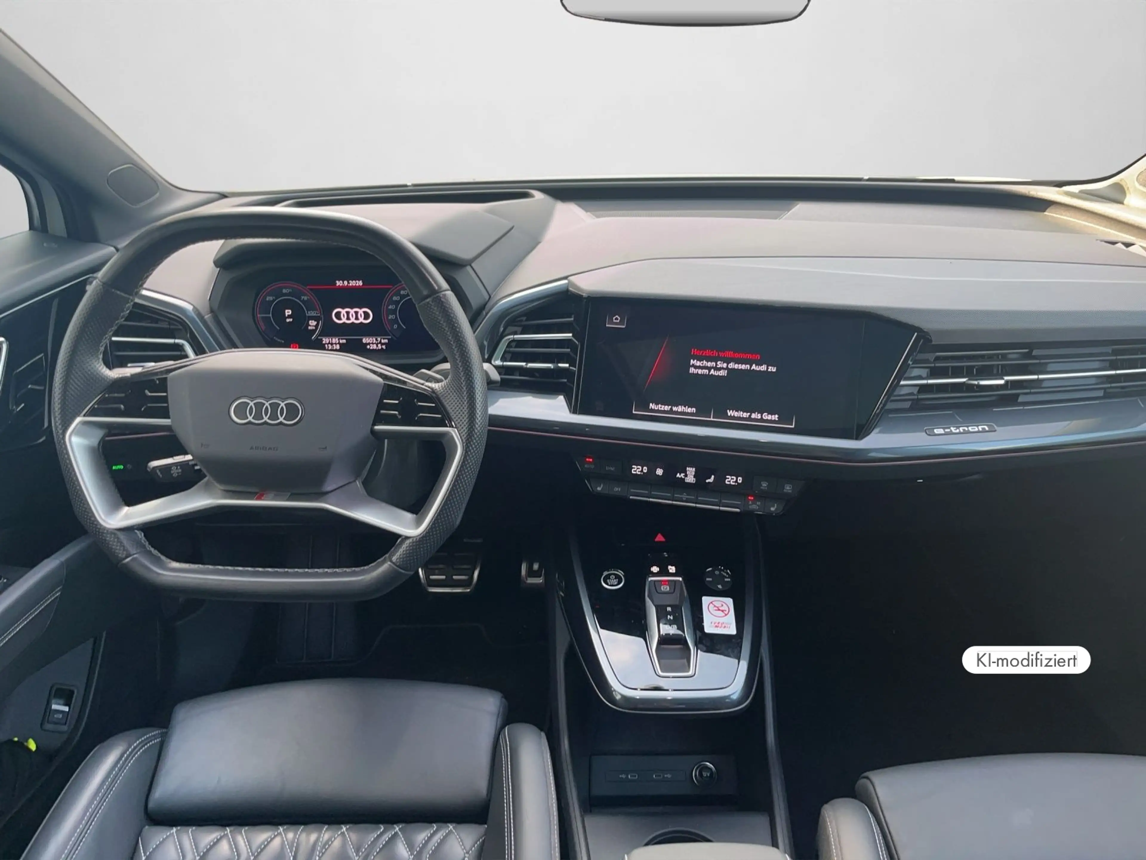 Audi Q4 e-tron 40 LEDER*PANO*OPTIK-SCHWARZ* — photo 3
