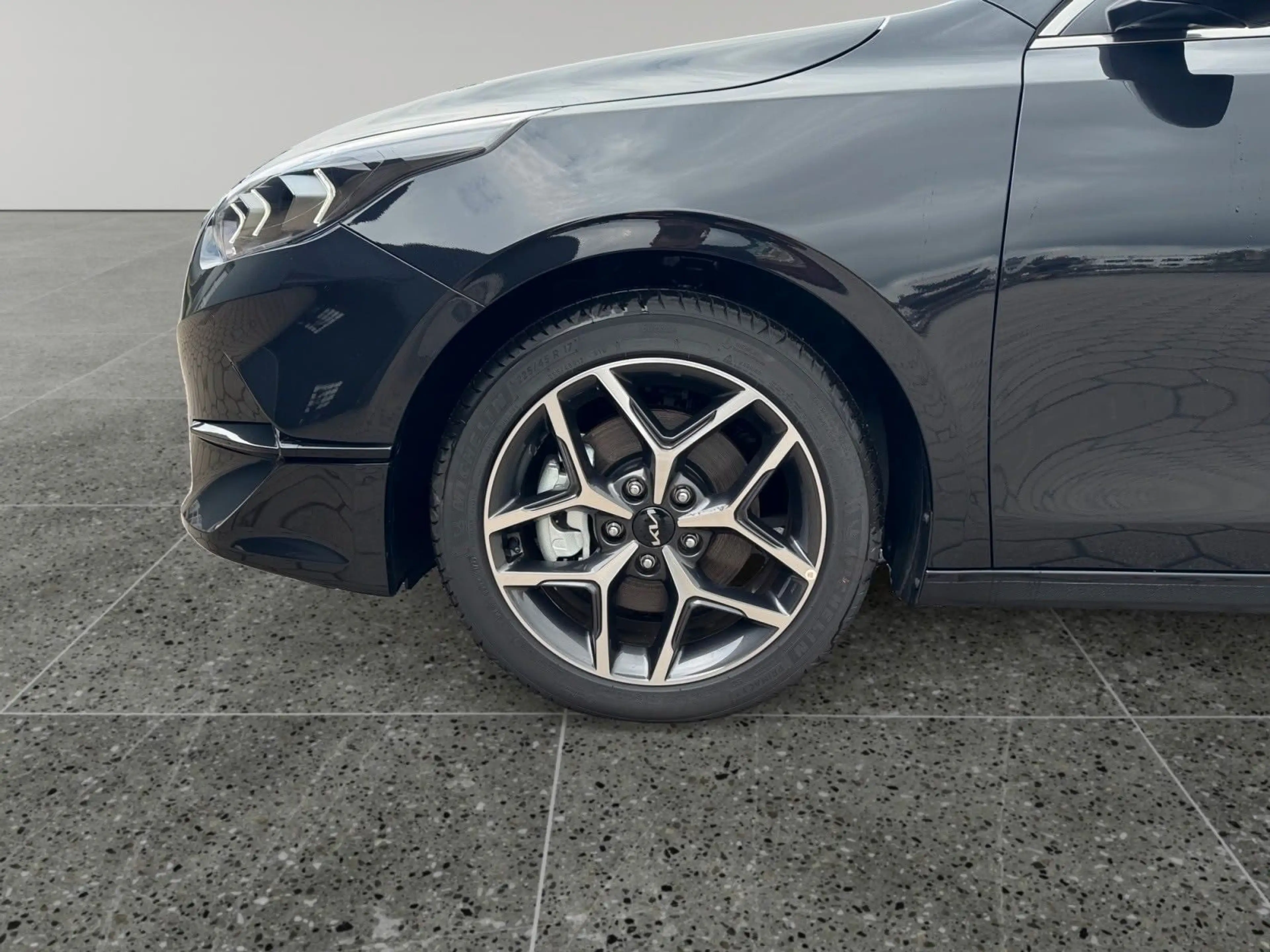 Kia Ceed SW / cee'd SW cee'd SW 1,5 T-GDI 7DCT Aut. Navi Sitz LED R.Cam — photo 9
