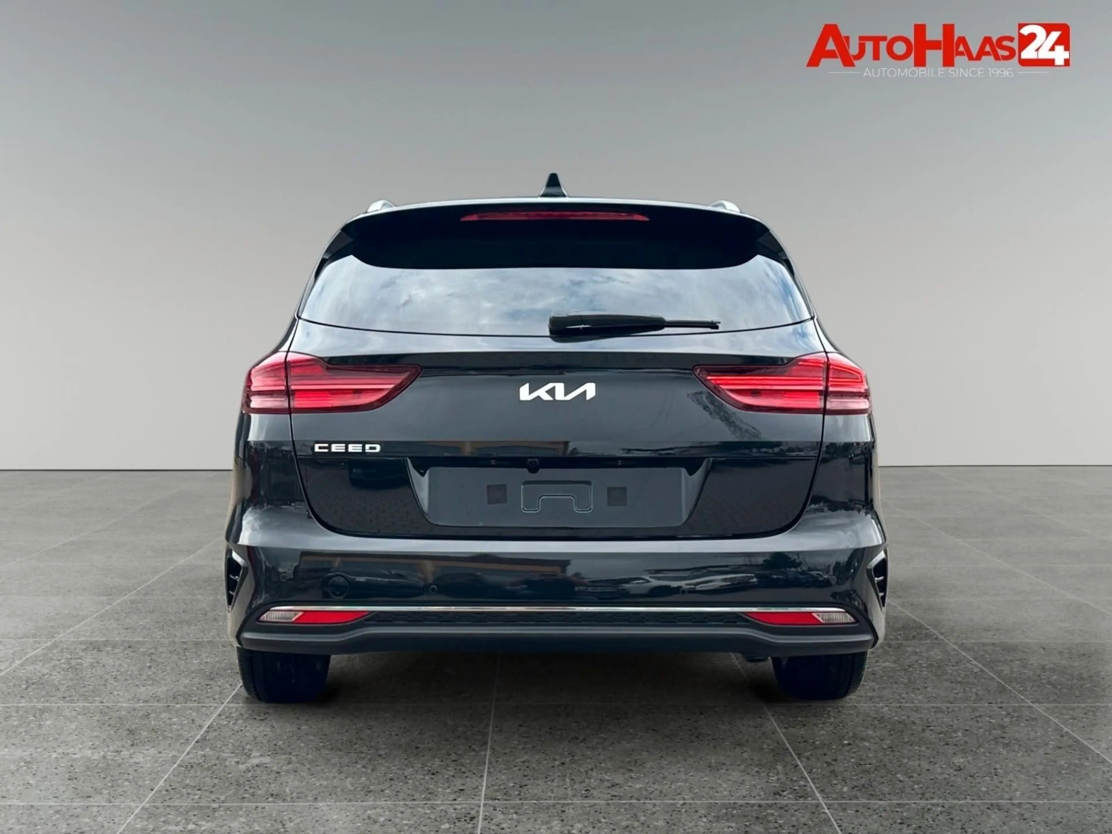 Kia Ceed SW / cee'd SW cee'd SW 1,5 T-GDI 7DCT Aut. Navi Sitz LED R.Cam — photo 7