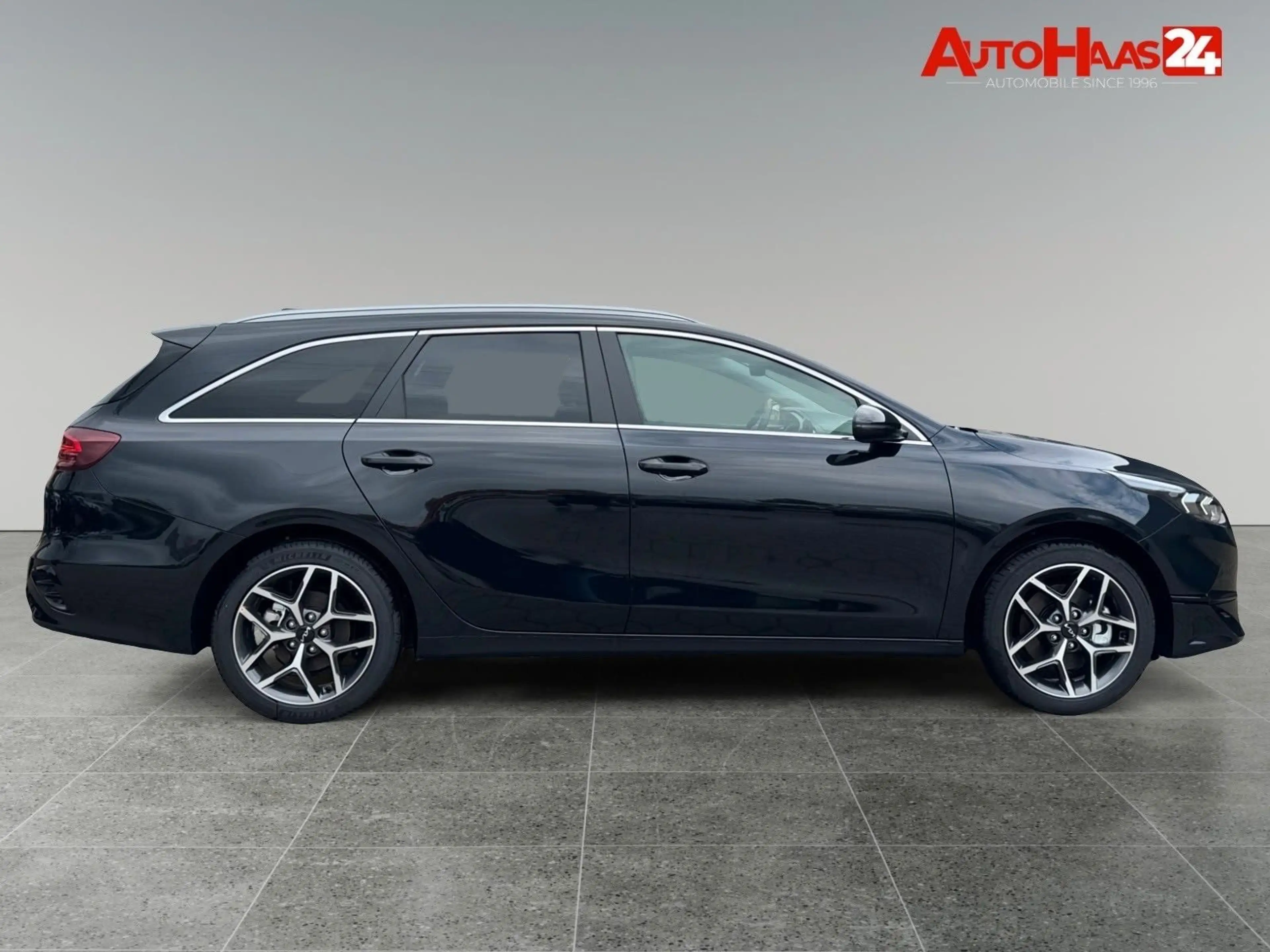 Kia Ceed SW / cee'd SW cee'd SW 1,5 T-GDI 7DCT Aut. Navi Sitz LED R.Cam — photo 5