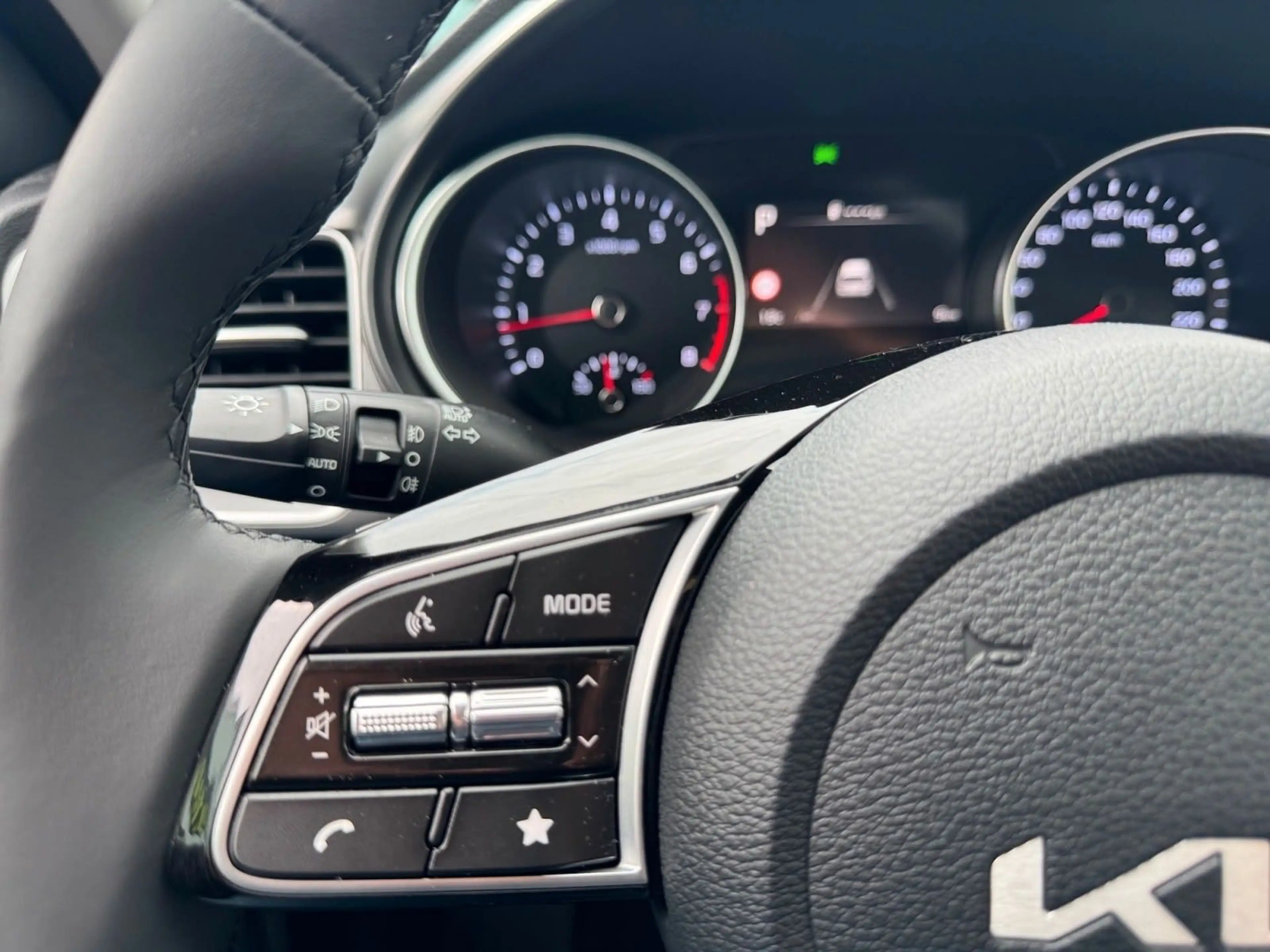 Kia Ceed SW / cee'd SW cee'd SW 1,5 T-GDI 7DCT Aut. Navi Sitz LED R.Cam — photo 12