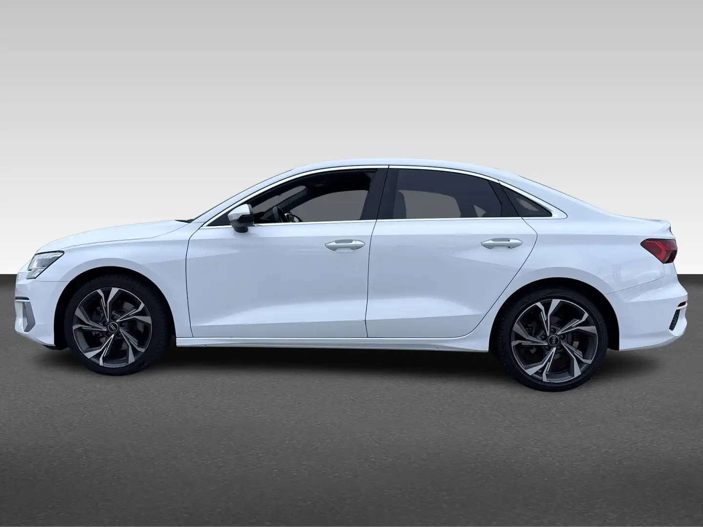 Audi A3 Limousine 35 TFSI 150pk S-tronic Business Edition Blanc - 2