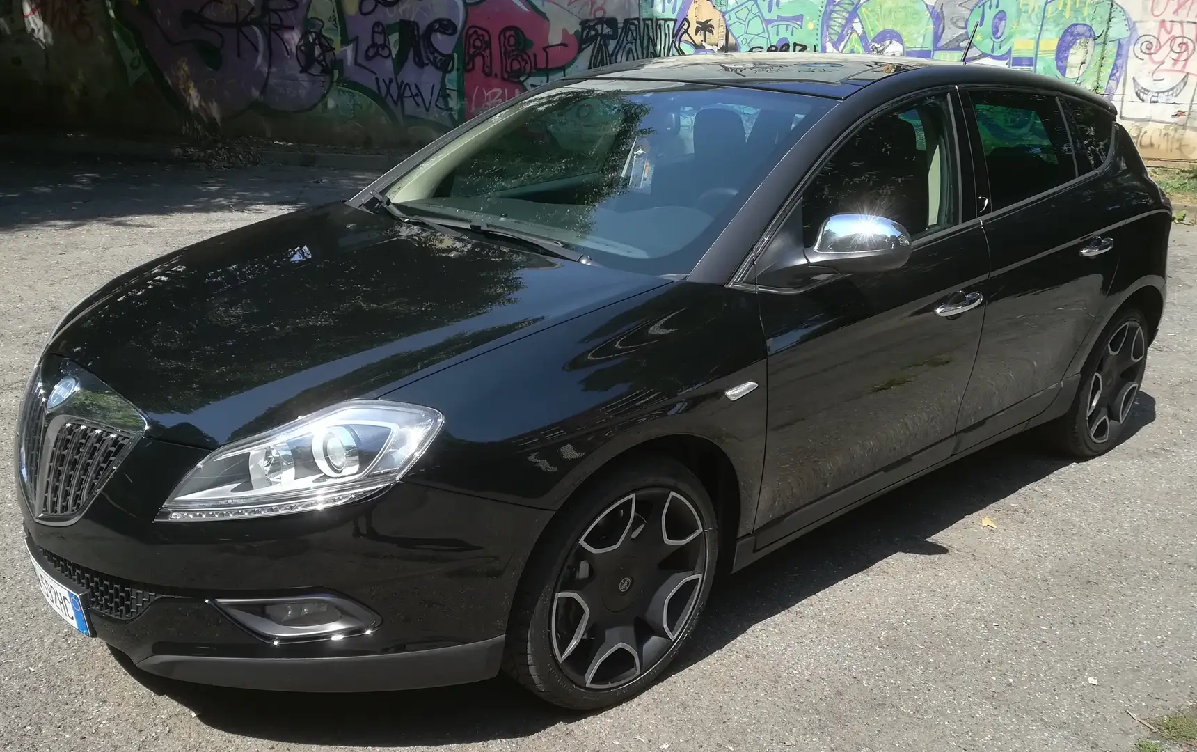 Lancia Delta Delta 1.8 di tjt Platino 200cv sportronic Nero - 2