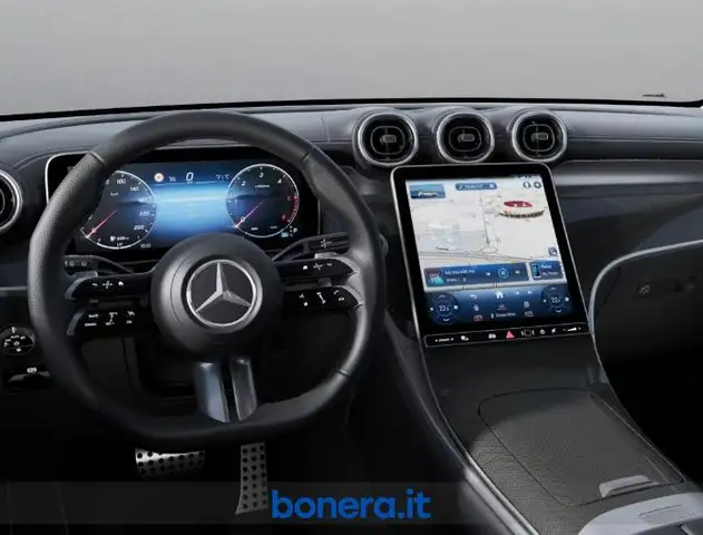 Mercedes-Benz 220 view 5