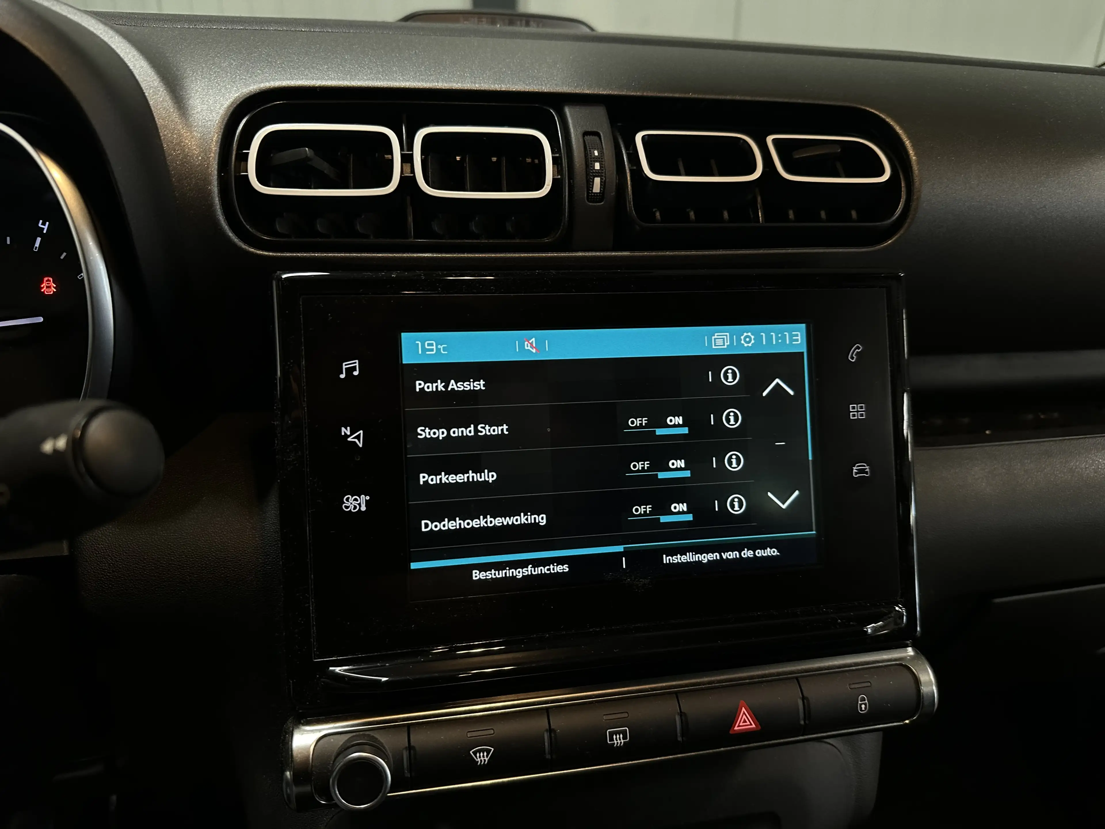 Citroen C3 Aircross 1.2 PureTech | S&S Shine | Navi | Camera | Trekhaa — photo 19