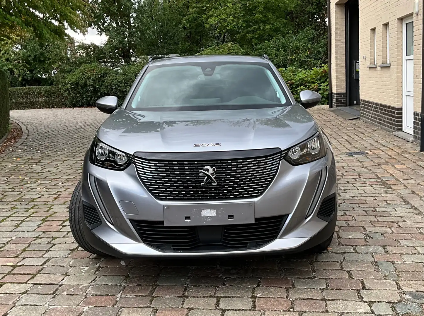 Peugeot 2008 1.2 PureTech Allure S  ### 24500 km ### Grijs - 2