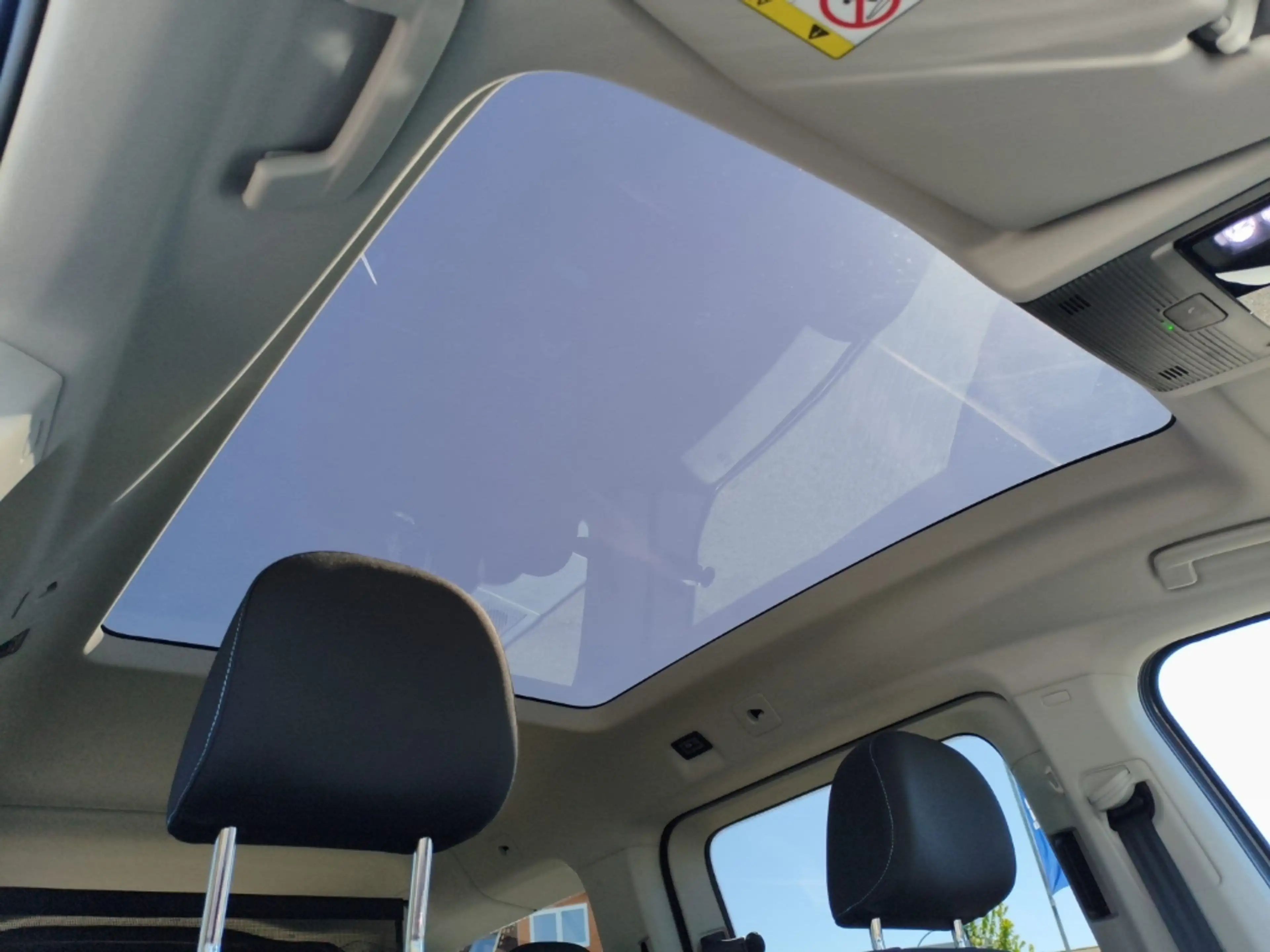 Ford Grand Tourneo PHEV Active Panorama Digitales Cockpit LED Apple C — photo 15
