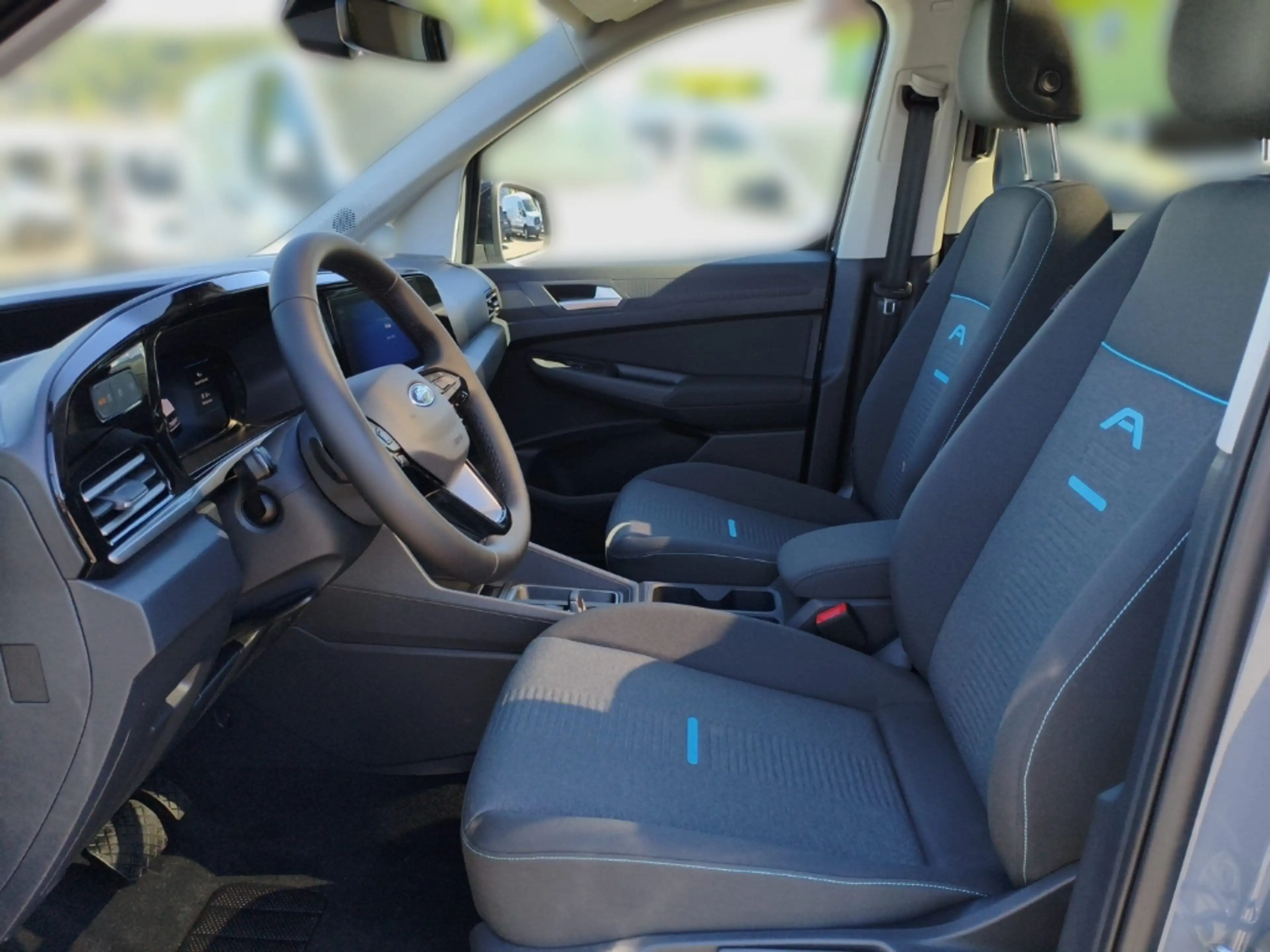 Ford Grand Tourneo PHEV Active Panorama Digitales Cockpit LED Apple C — photo 8