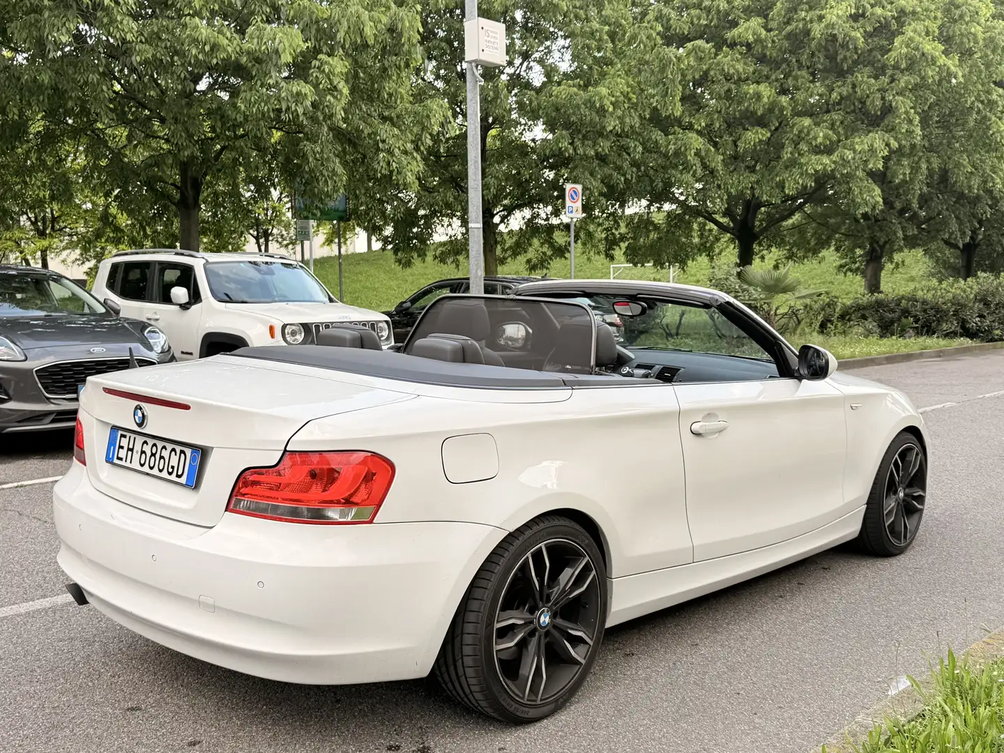 BMW 120 120d Cabrio 177 cv euro 5 - 2