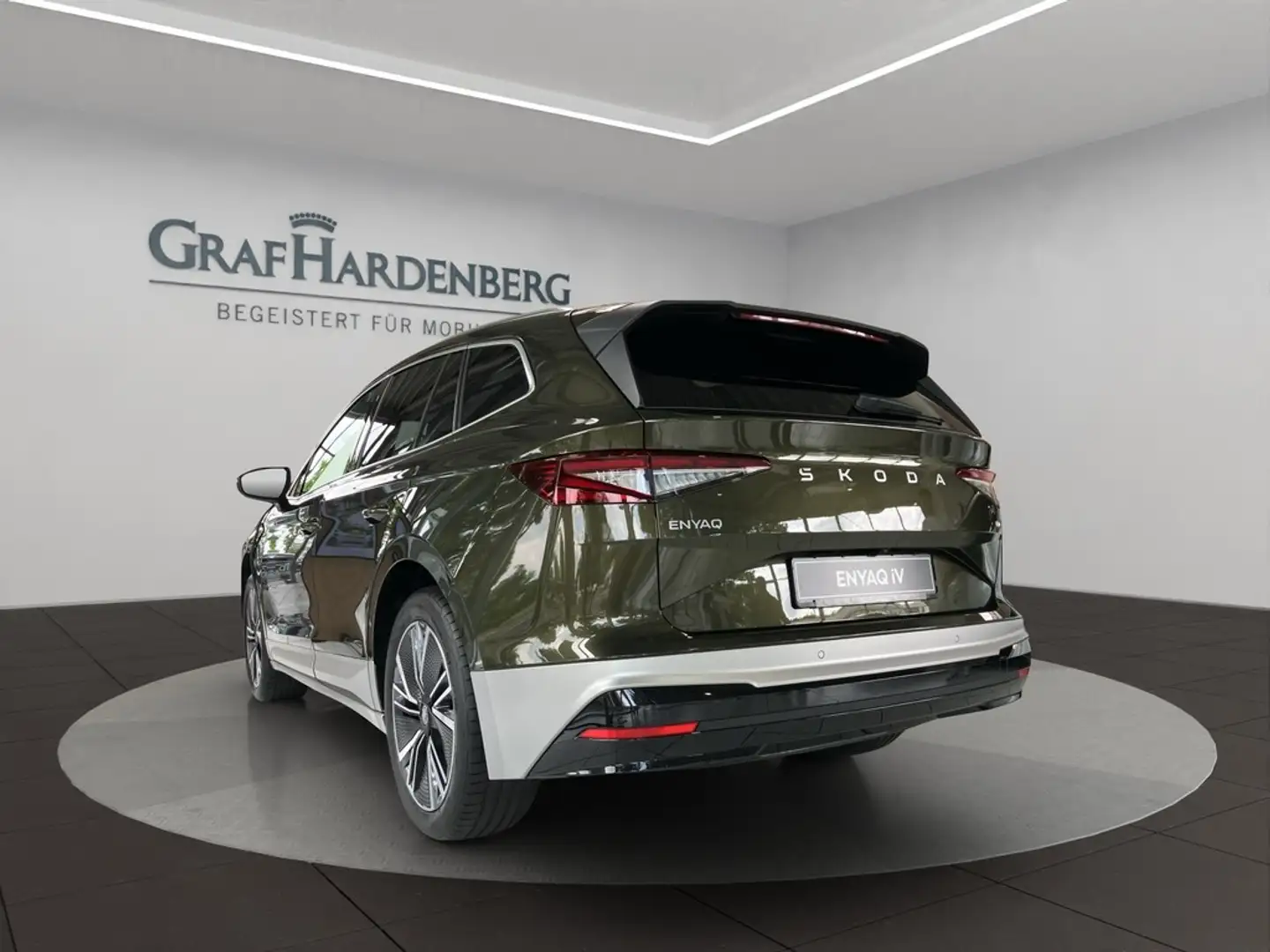 Skoda Enyaq 60 63 kWh Facelift *SOFORT VERFÜGBAR* Grün - 2