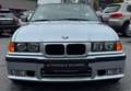 BMW 318 i Cabrio M-Paket ab Werk+LEDER+1.HD+SAMMLER+ Silber - thumbnail 9