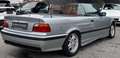 BMW 318 i Cabrio M-Paket ab Werk+LEDER+1.HD+SAMMLER+ Silber - thumbnail 6