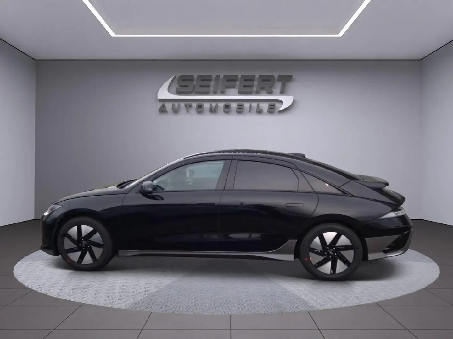 Hyundai IONIQ 6 77,4 kWh I TECHNIQ I NAVI I RFK I SHZ I Schwarz - 2