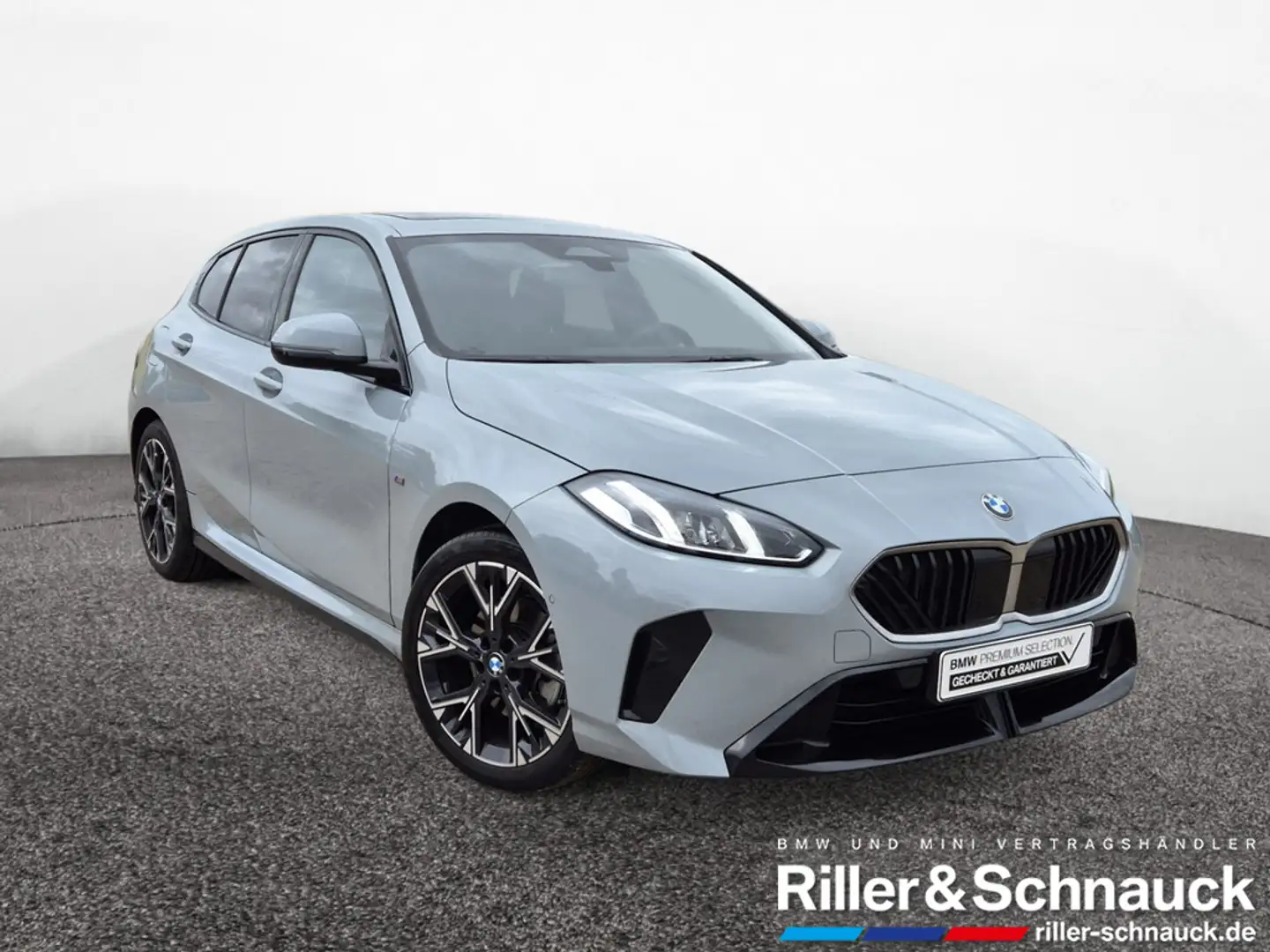 BMW 120 i M Sport PANO+ACC+KAM+LED+SHZG Grau - 2