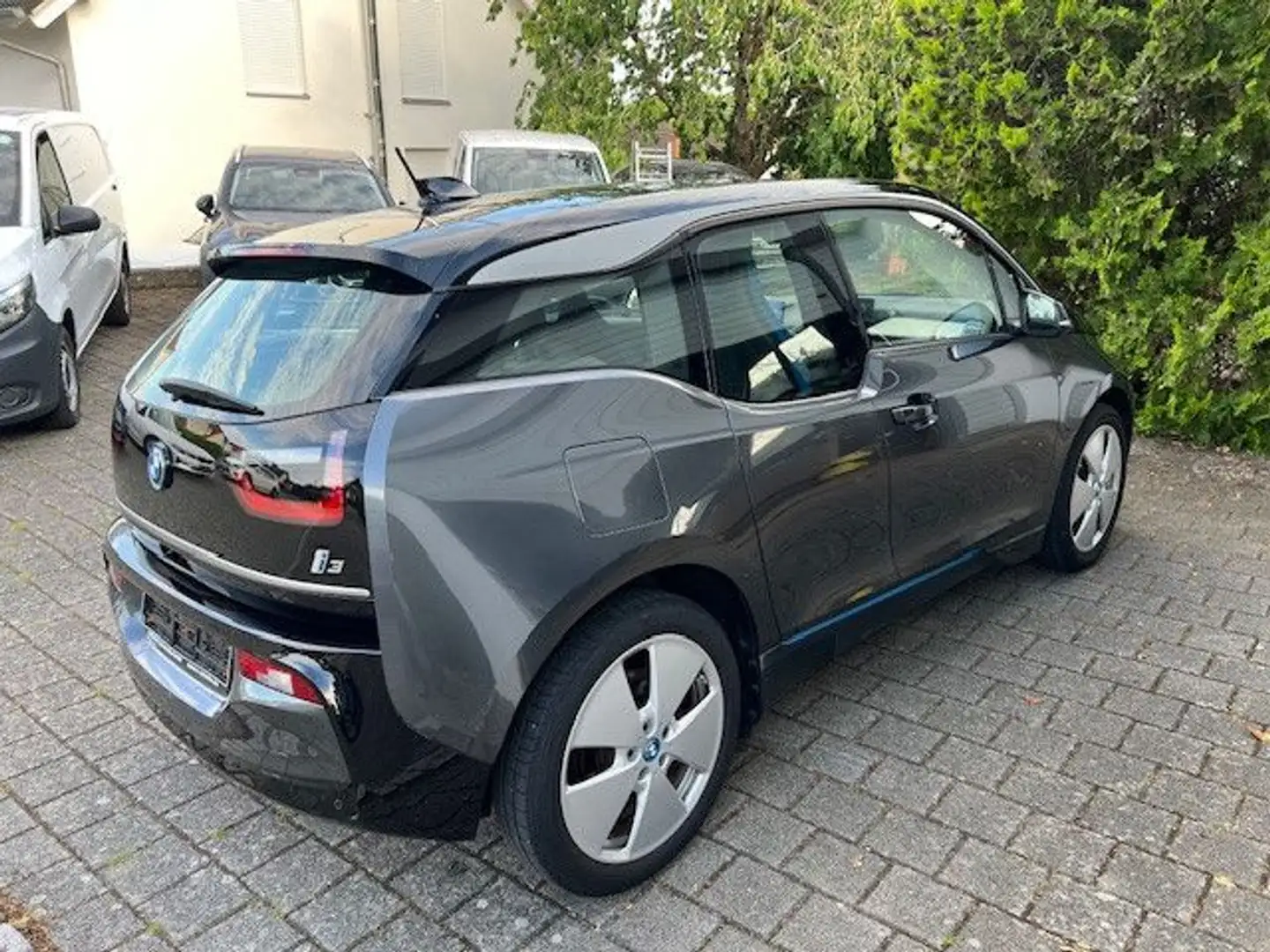BMW i3 Baureihe i3 eDrive 120Ah /Navi /SH / PDC Grau - 2