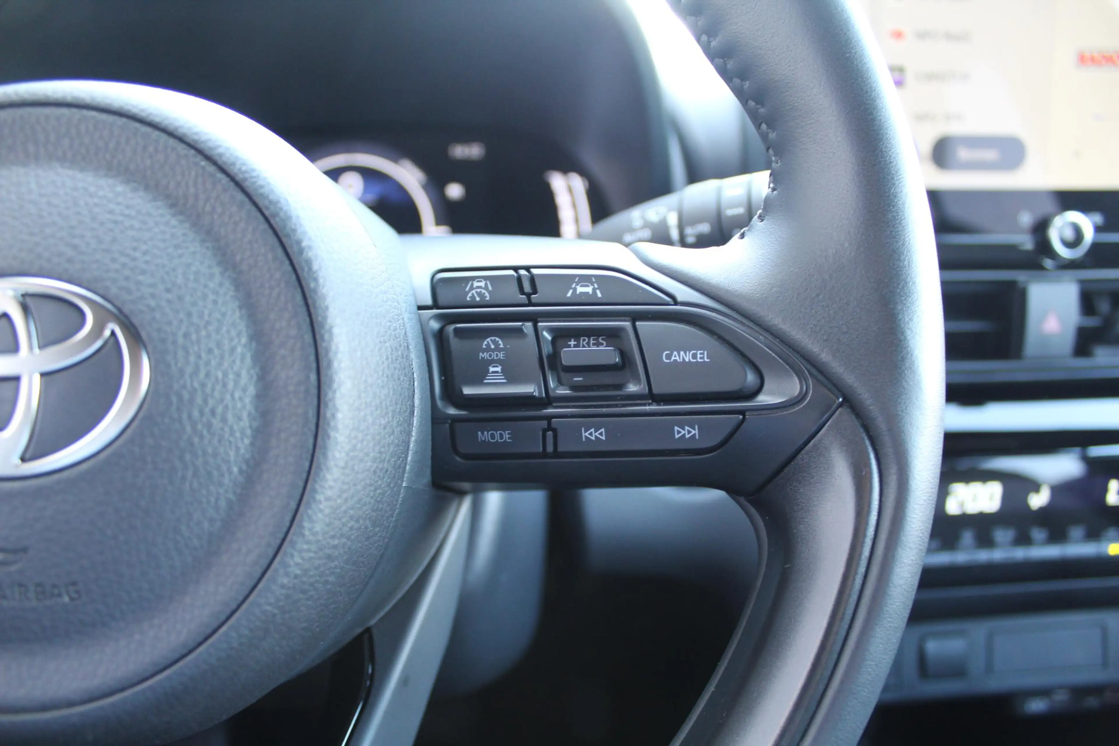 Toyota Yaris Cross 1.5 Hybrid 115 Dynamic Comfort Pack | Rijklaar | B — photo 17