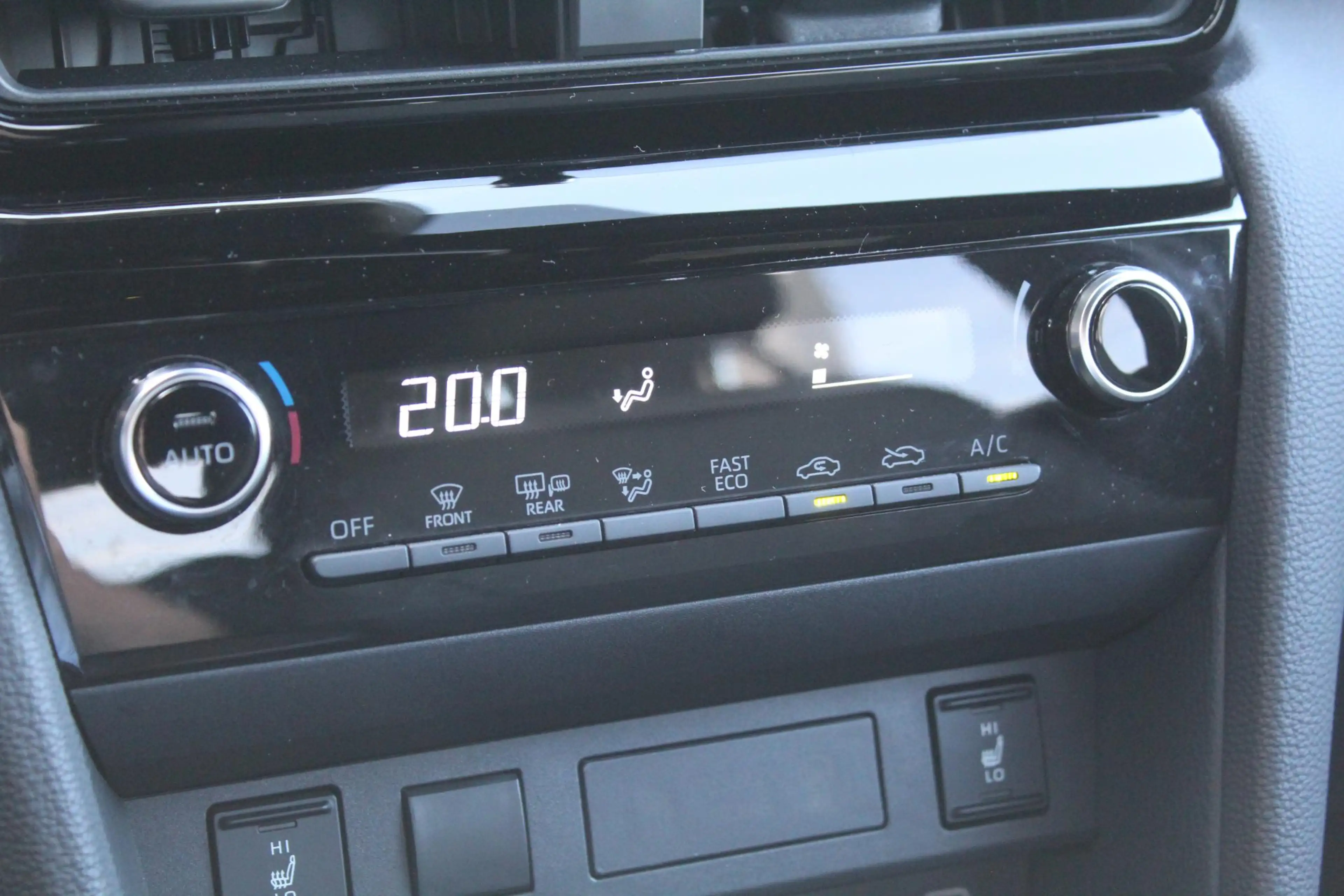 Toyota Yaris Cross 1.5 Hybrid 115 Dynamic Comfort Pack | Rijklaar | B — photo 26