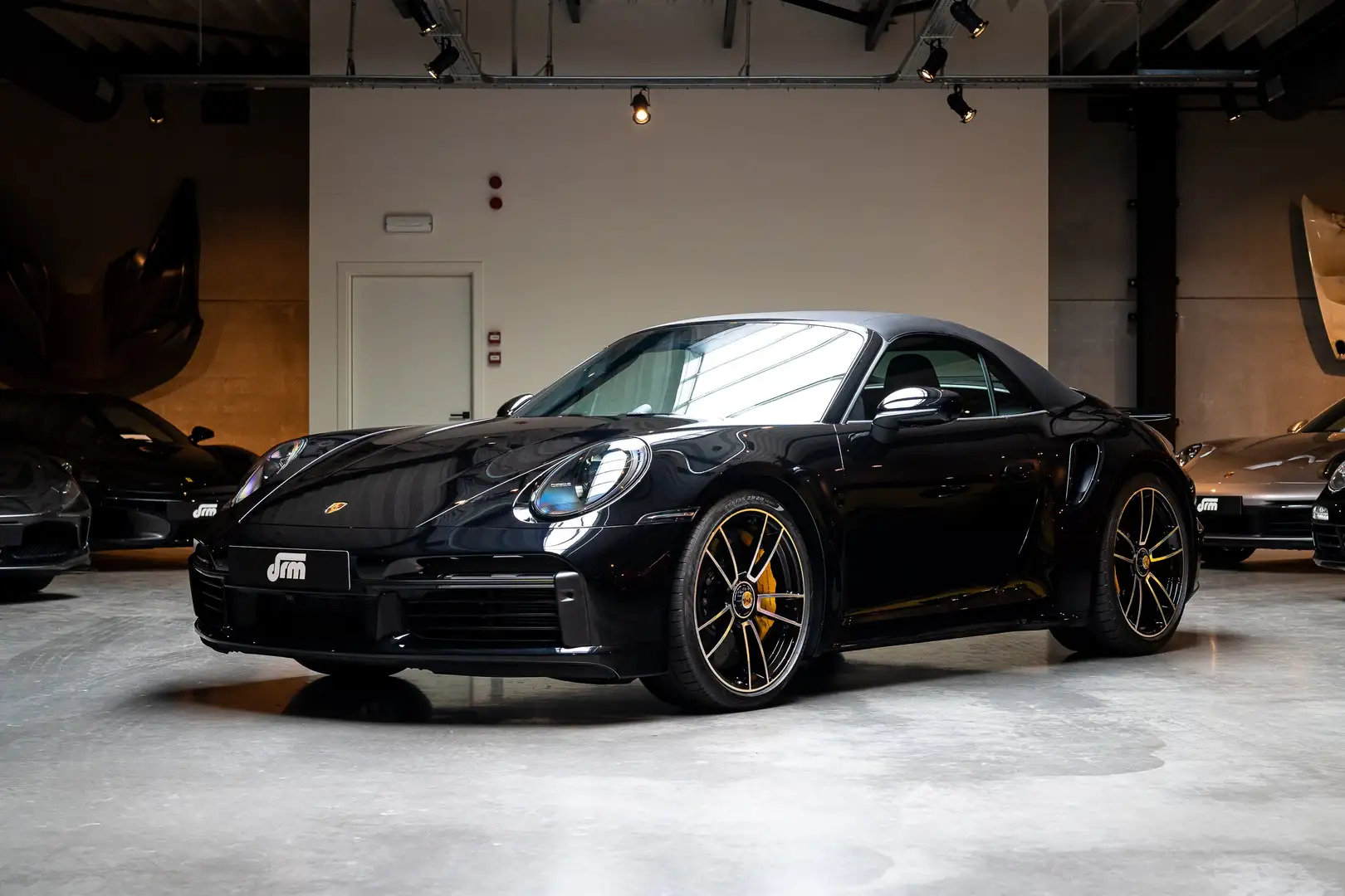 Porsche 992 992.1 Turbo S Cabriolet 3.8 Bi-Turbo PDK Noir - 1