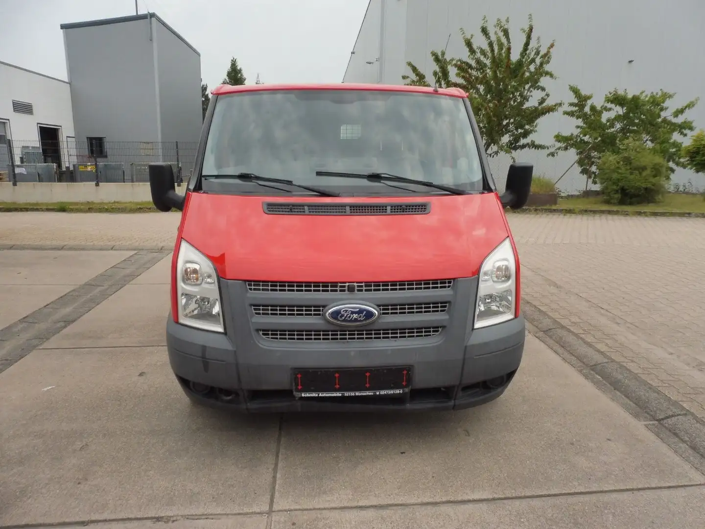 Ford Transit /Tourneo  Fz.z.Gü.bef.b.3,5 t Euro 5 Rot - 2