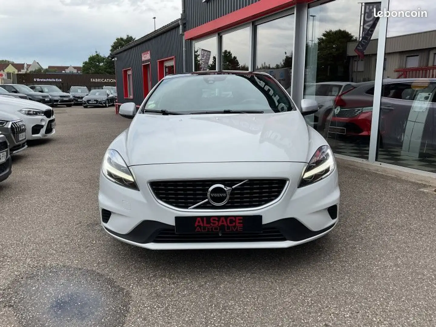 Volvo V40 D2 120CH R-DESIGN Blanco - 2