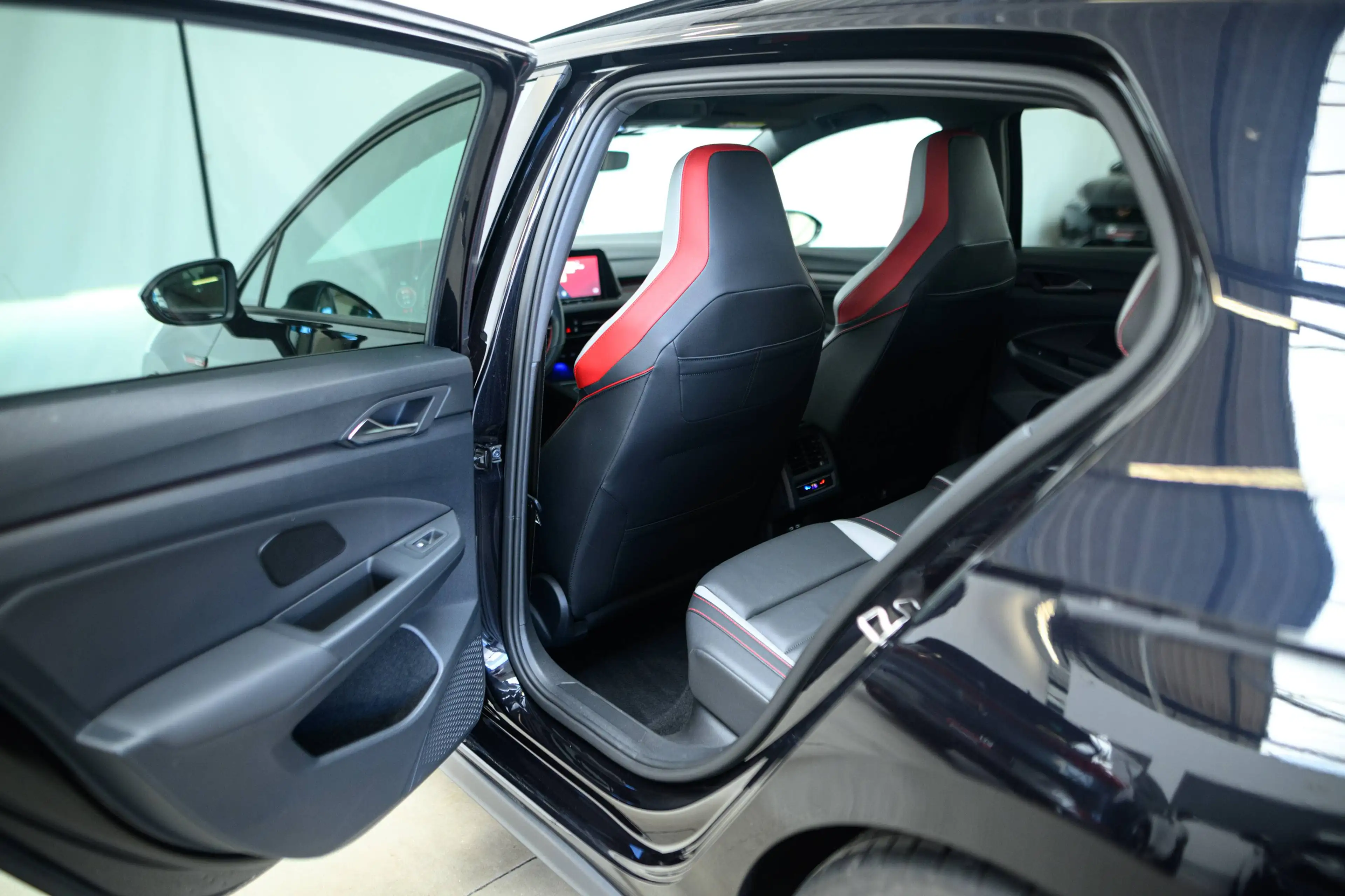 Volkswagen Golf GTI CLUBSPORT|HEAD-UP|HARMAN-KARDON|IQ-LIGHTS|ZETELVERW.|ZETELKOEL.|ACC|LA|SFEERVERL.|CAMERA|GARANTIE — photo 15