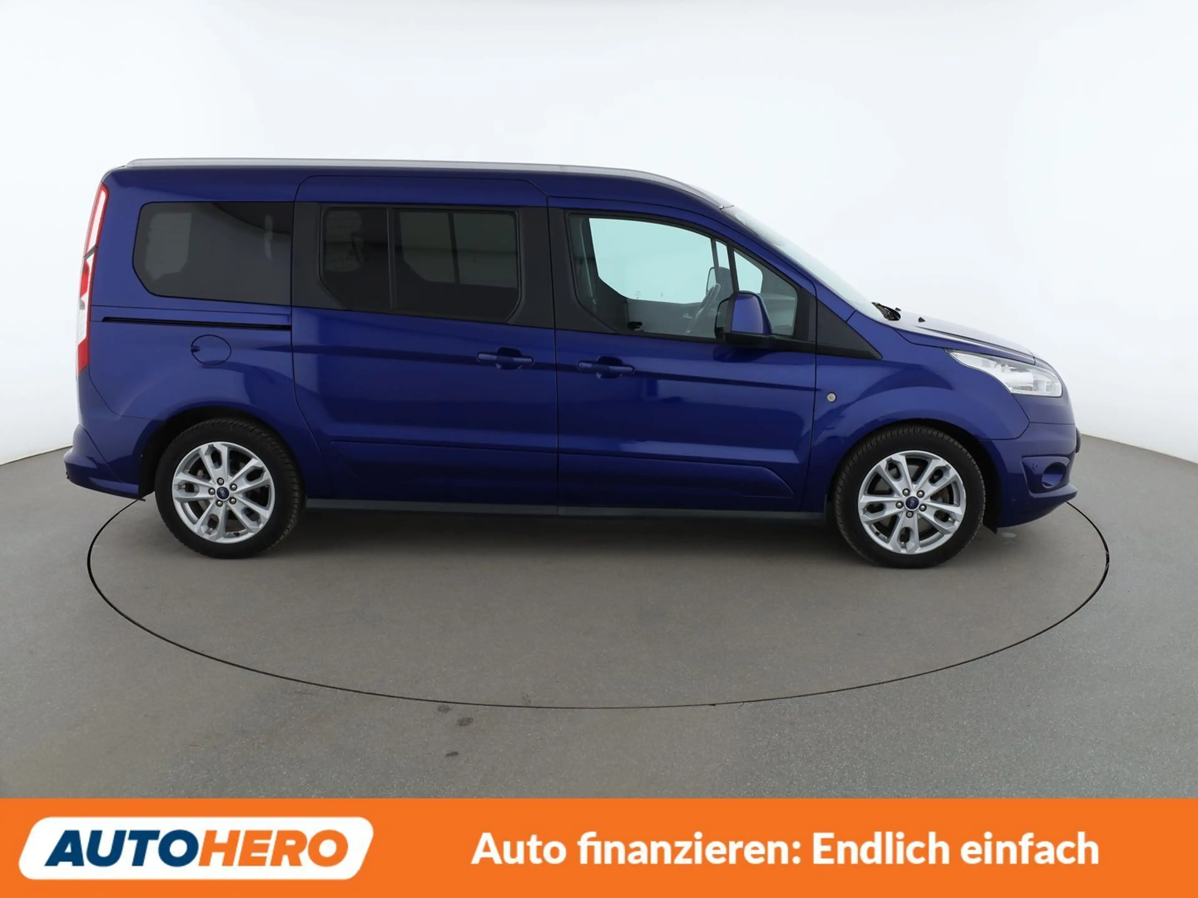 Ford Grand Tourneo 1.5 TDCi Titanium *TEMPO*PDC*SHZ*AHK* — photo 7