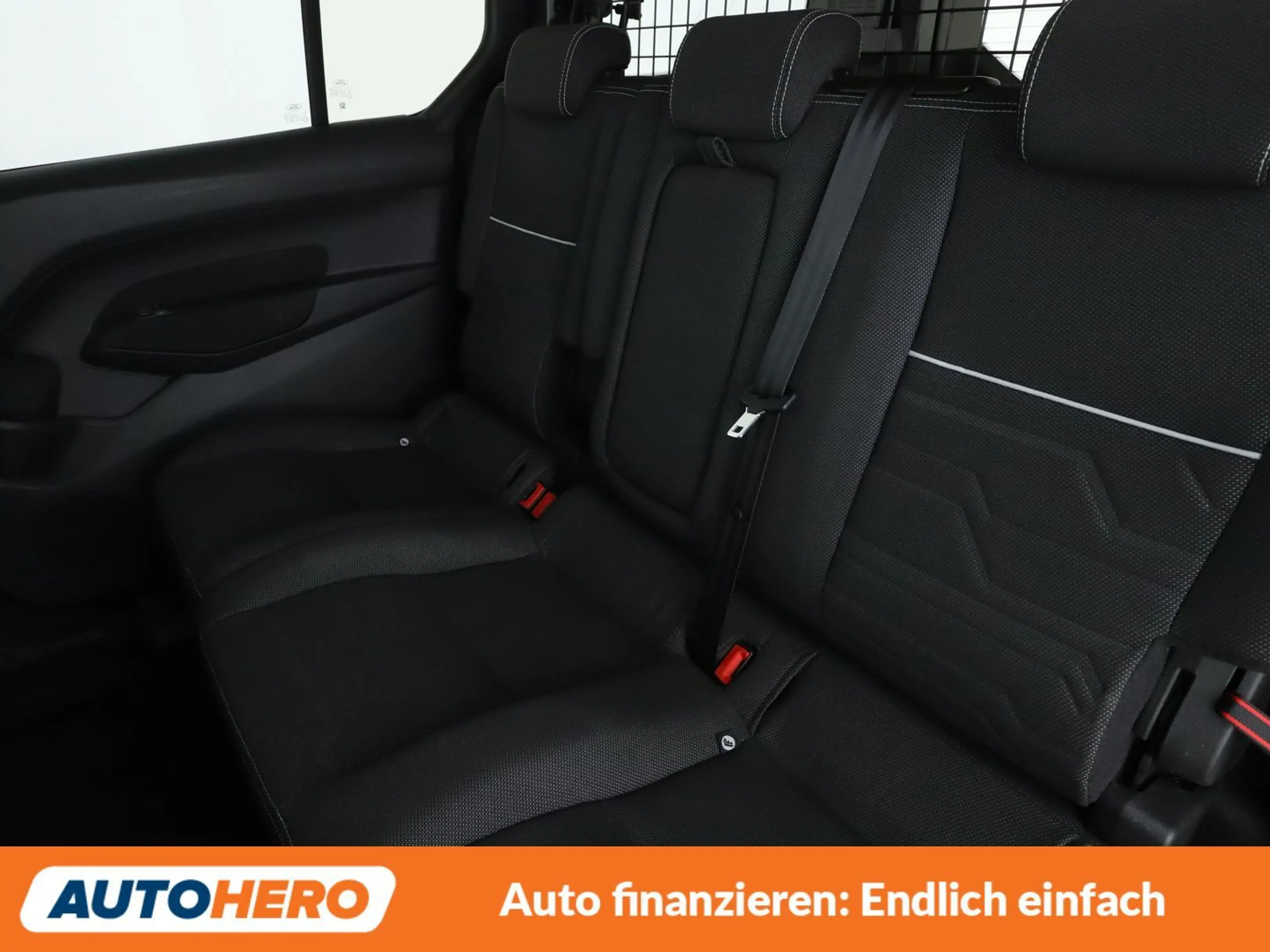 Ford Grand Tourneo 1.5 TDCi Titanium *TEMPO*PDC*SHZ*AHK* — photo 14