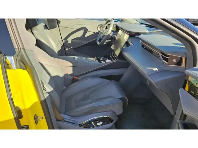 Lotus Eletre view 17