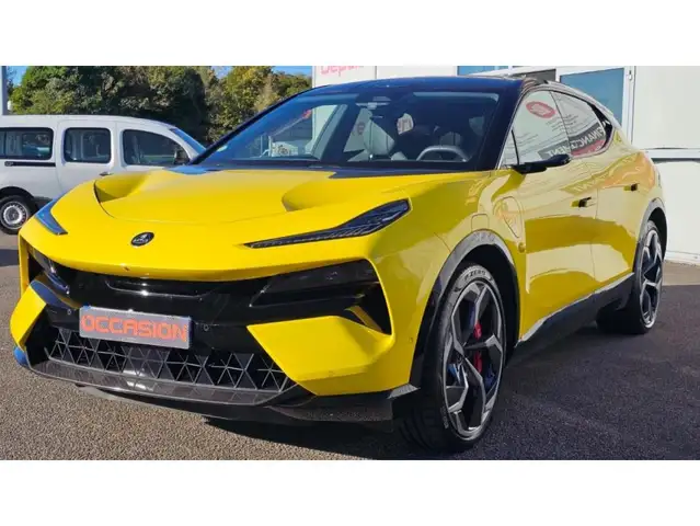 Lotus Eletre view 2