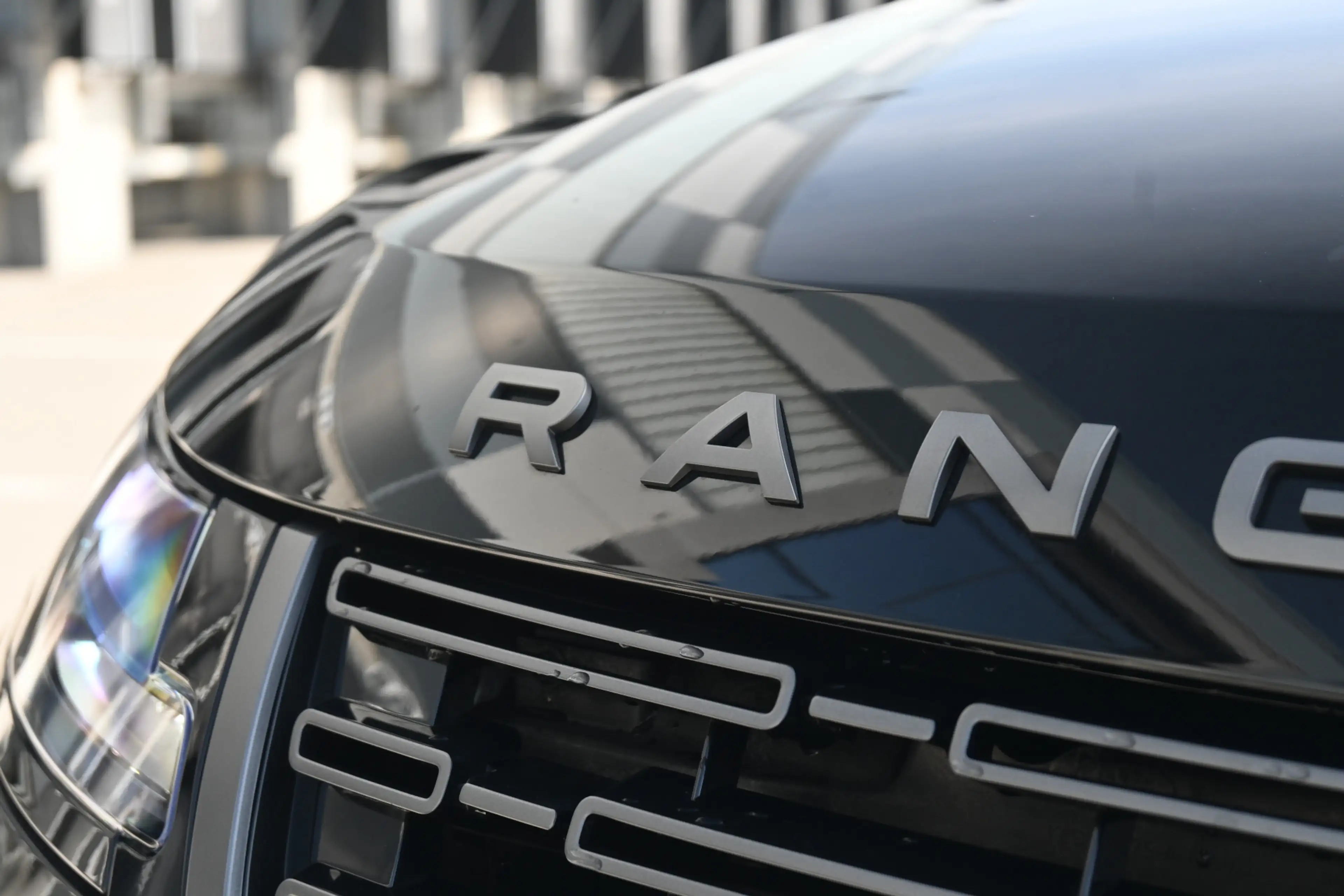 Land Rover Range Rover Evoque 1.5 P270e PHEV AWD S Edition — photo 13