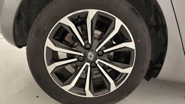 Renault Clio view 7