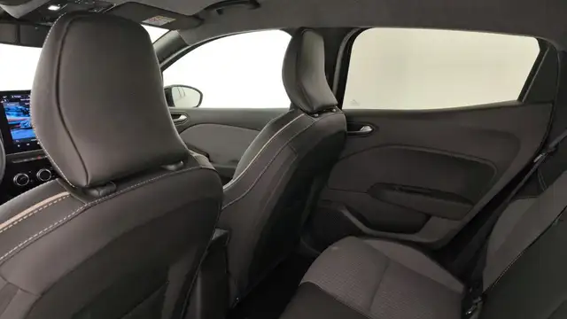 Renault Clio view 14