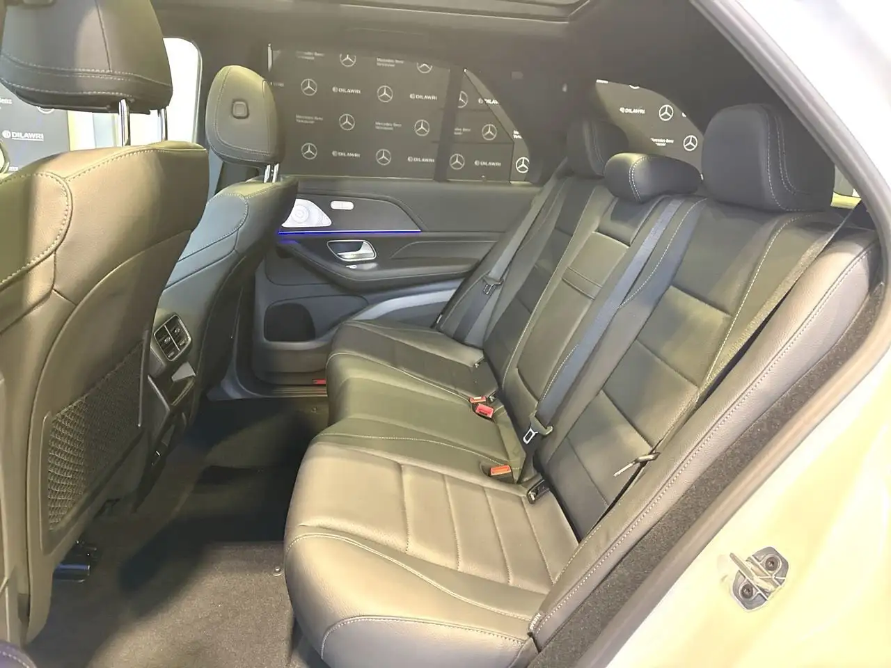 Mercedes-Benz GLE снимка Mercedes-Benz GLE