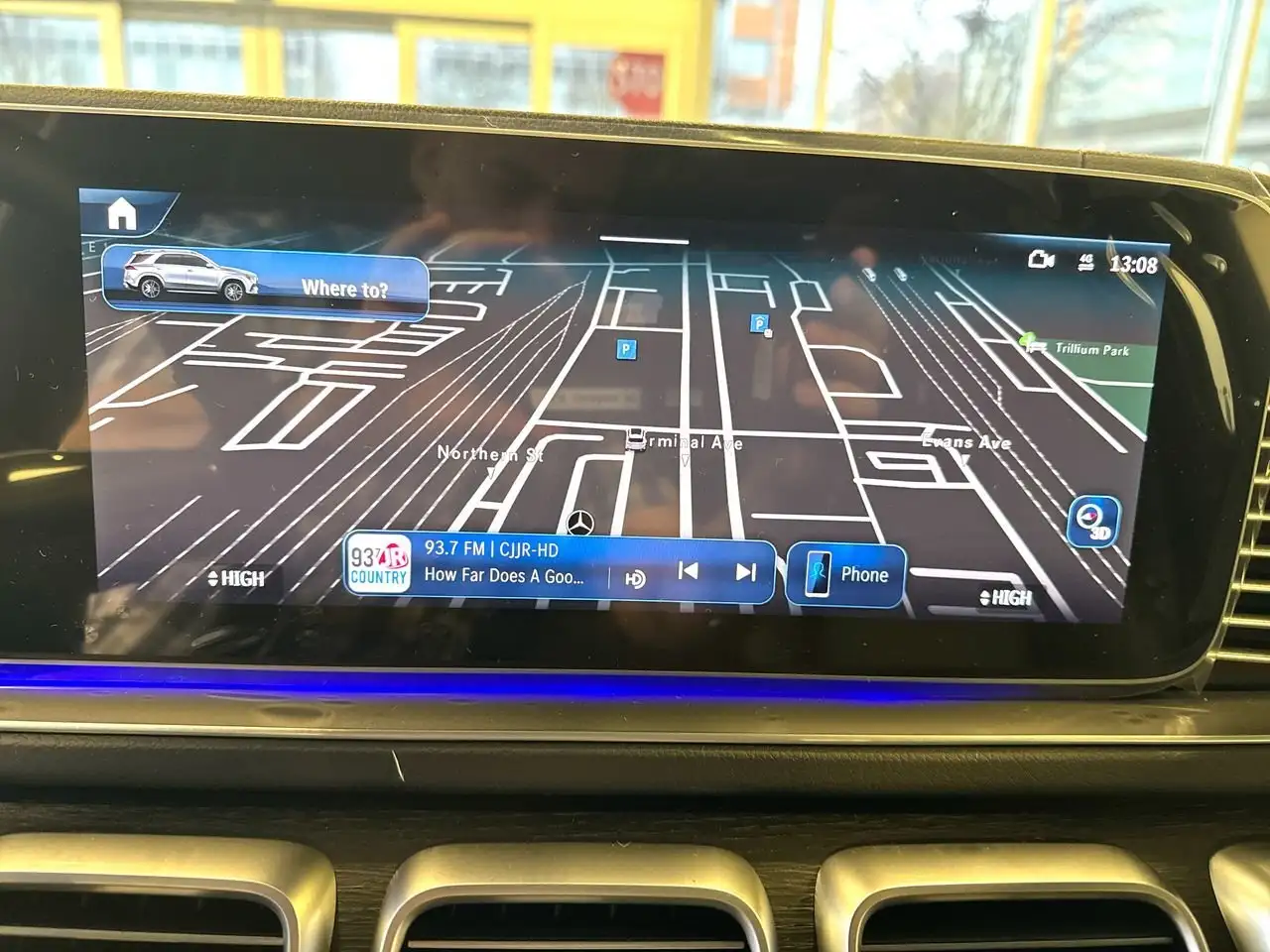 Mercedes-Benz GLE снимка Mercedes-Benz GLE