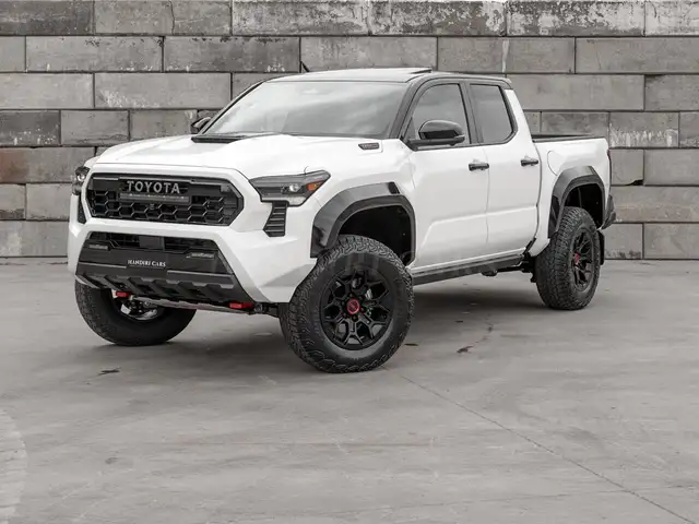 Toyota Tacoma 2025 TRD PRO 4x4 € 79500 +FOX®QS3 ADJUSTABLE