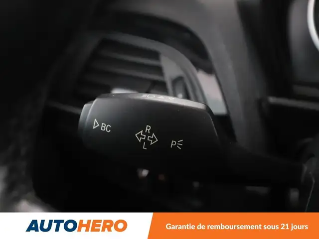 BMW 2 Series view 20