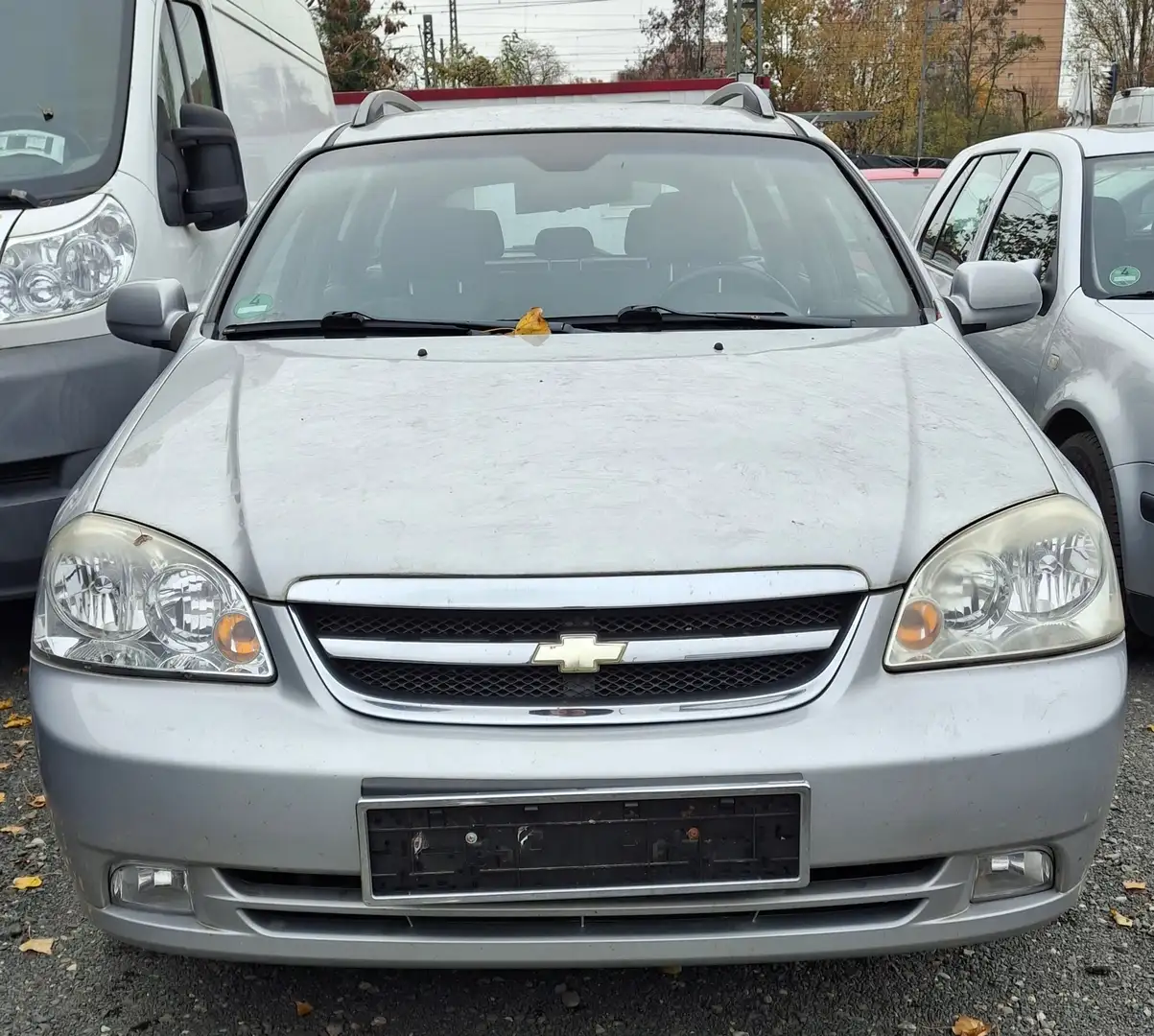 Chevrolet Nubira Nubira Kombi 1.8 Kombi CDX. 66000 km Silber - 1