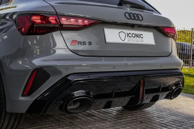 Audi RS3 view 11