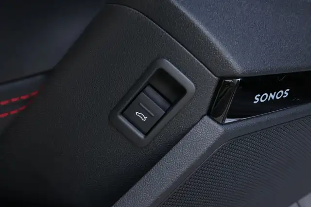 Audi RS3 view 14