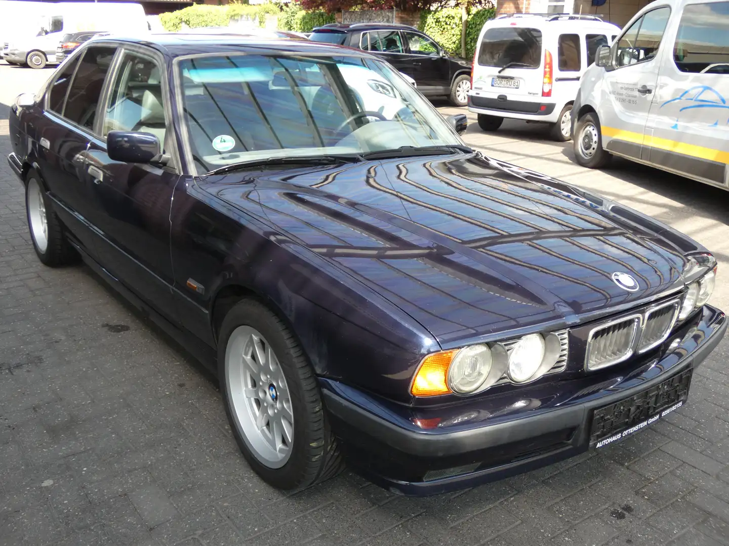 BMW 525 525i 24V Blauw - 2